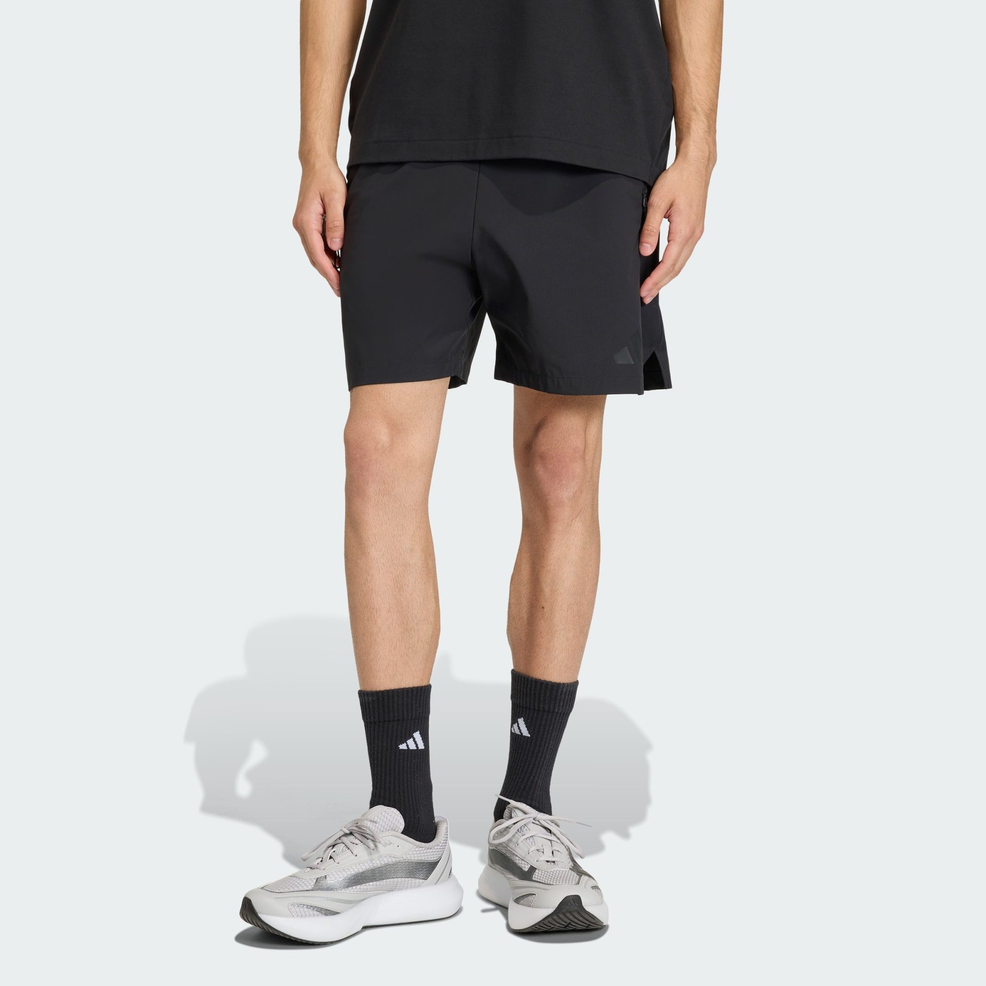 adidas Sportswear Shorts ADIDAS Z.N.E. SHORTS GEWEBT (1-tlg)