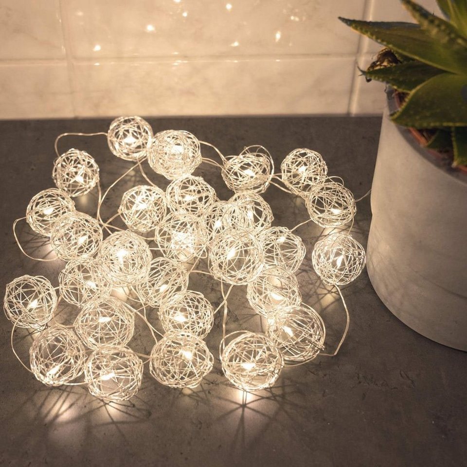 Hängedekoration »Drahtkugeln Lichterkette Silber« (1 Stück) online