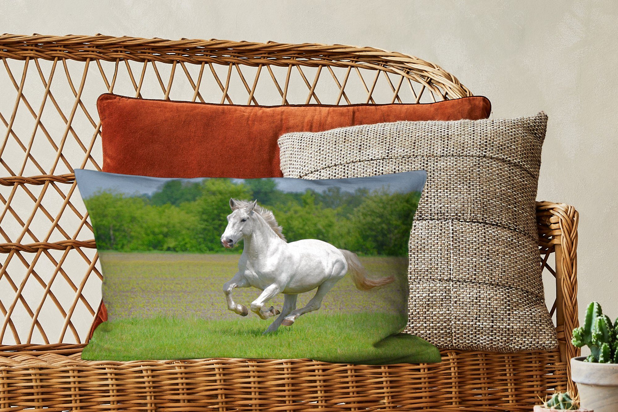 Pferde Weiß, Füllung, MuchoWow Dekoration, mit Schlafzimmer Natur Dekokissen - - Dekokissen Zierkissen, Wohzimmer