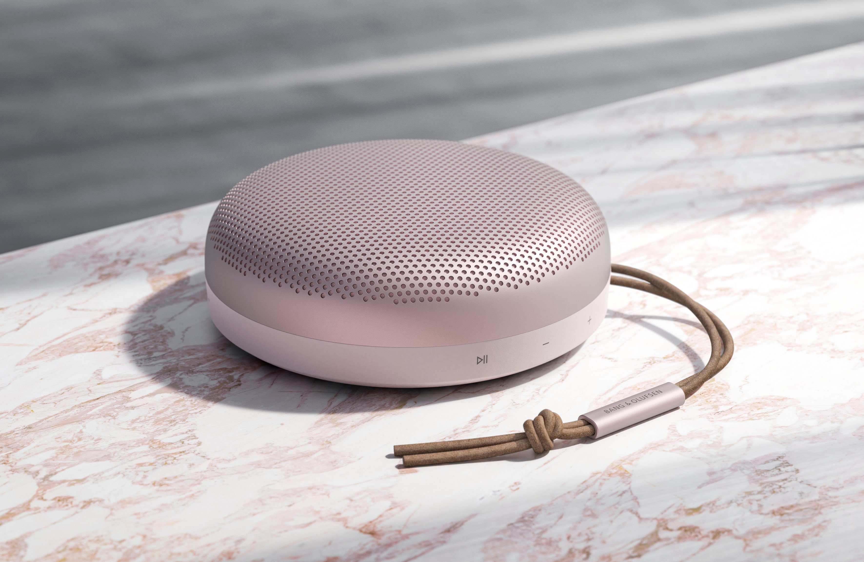 Bang & Olufsen BEOSOUND Bluetooth-Lautsprecher pink GEN (aptX Bluetooth) Wasserdichter A1 2ND