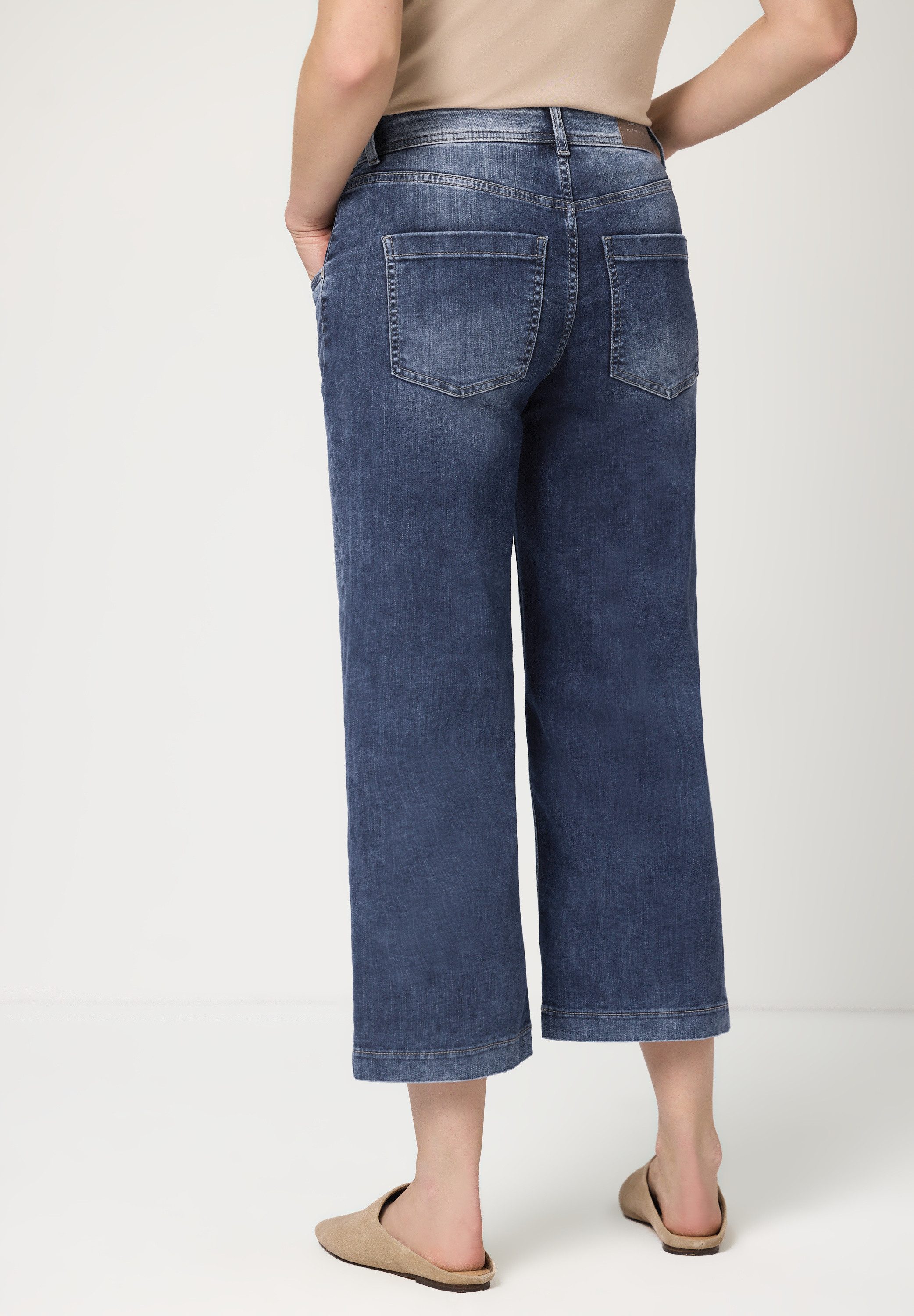 STREET ONE Loose-fit-Jeans High Waist. € 59,99