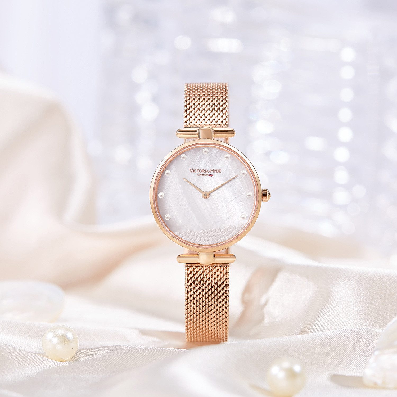 Victoria Hyde Quarzuhr Pearl Quarzuhr, Armbanduhr, Edelstahlarmband, Perlmutt-Zifferblatt Mesh-Armband, (1-tlg., Kein Set)