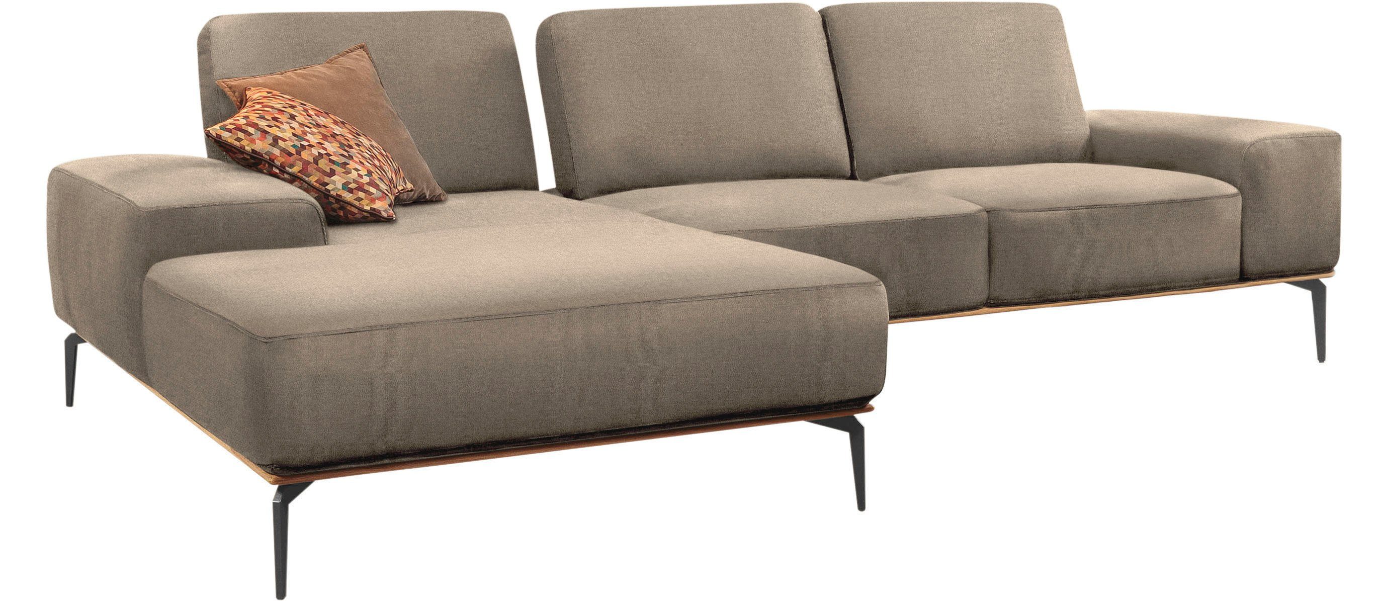W.SCHILLIG Ecksofa run, Designsofa mit tollem Sitzkomfort, bequem, L-Form, mit Holzsockel, Füße in Schwarz pulverbeschichtet, Breite 299 cm. € 2.924,99