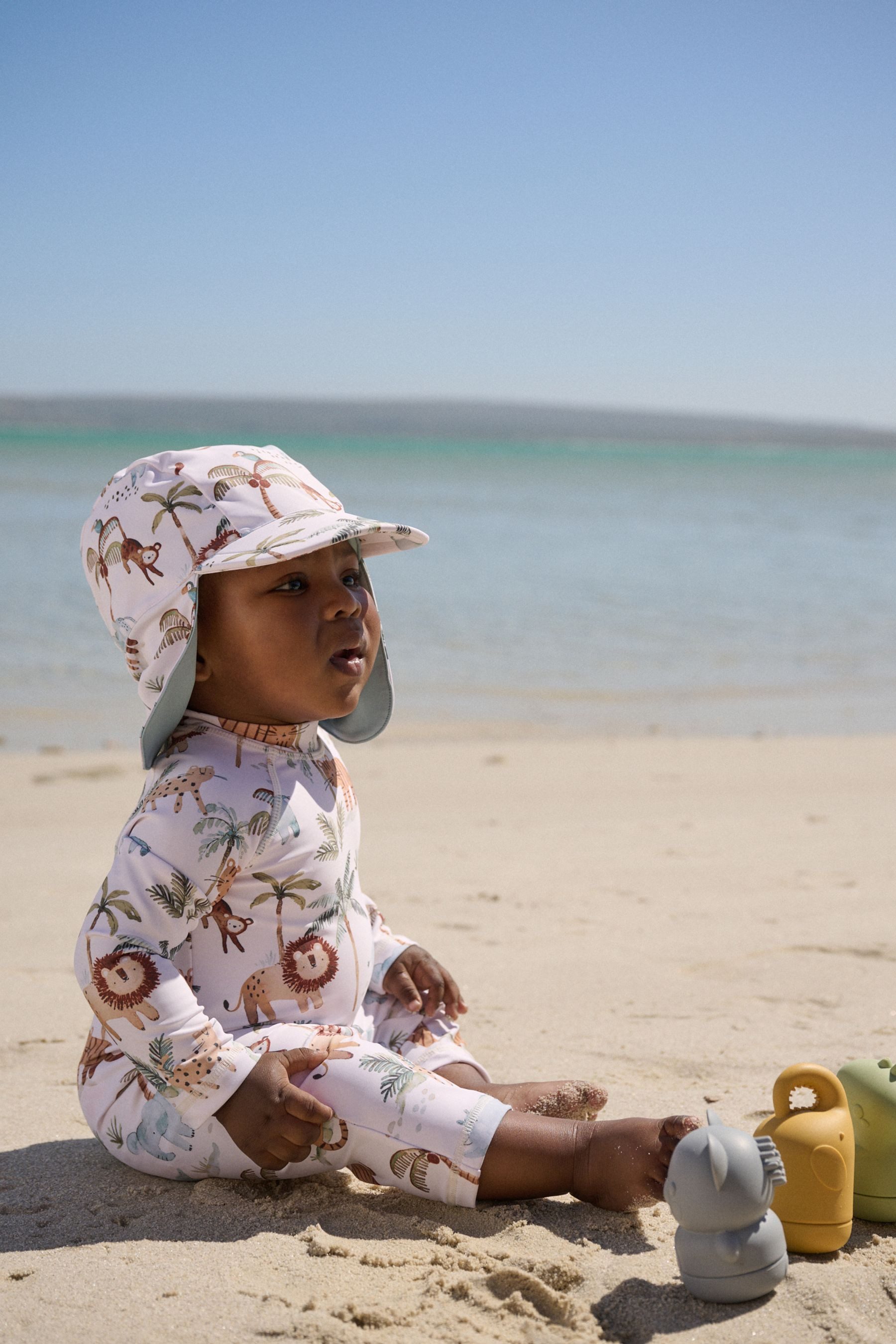 Next Badeanzug Sonnenschutz-Badeanzug und Mütze, Set (2-St)