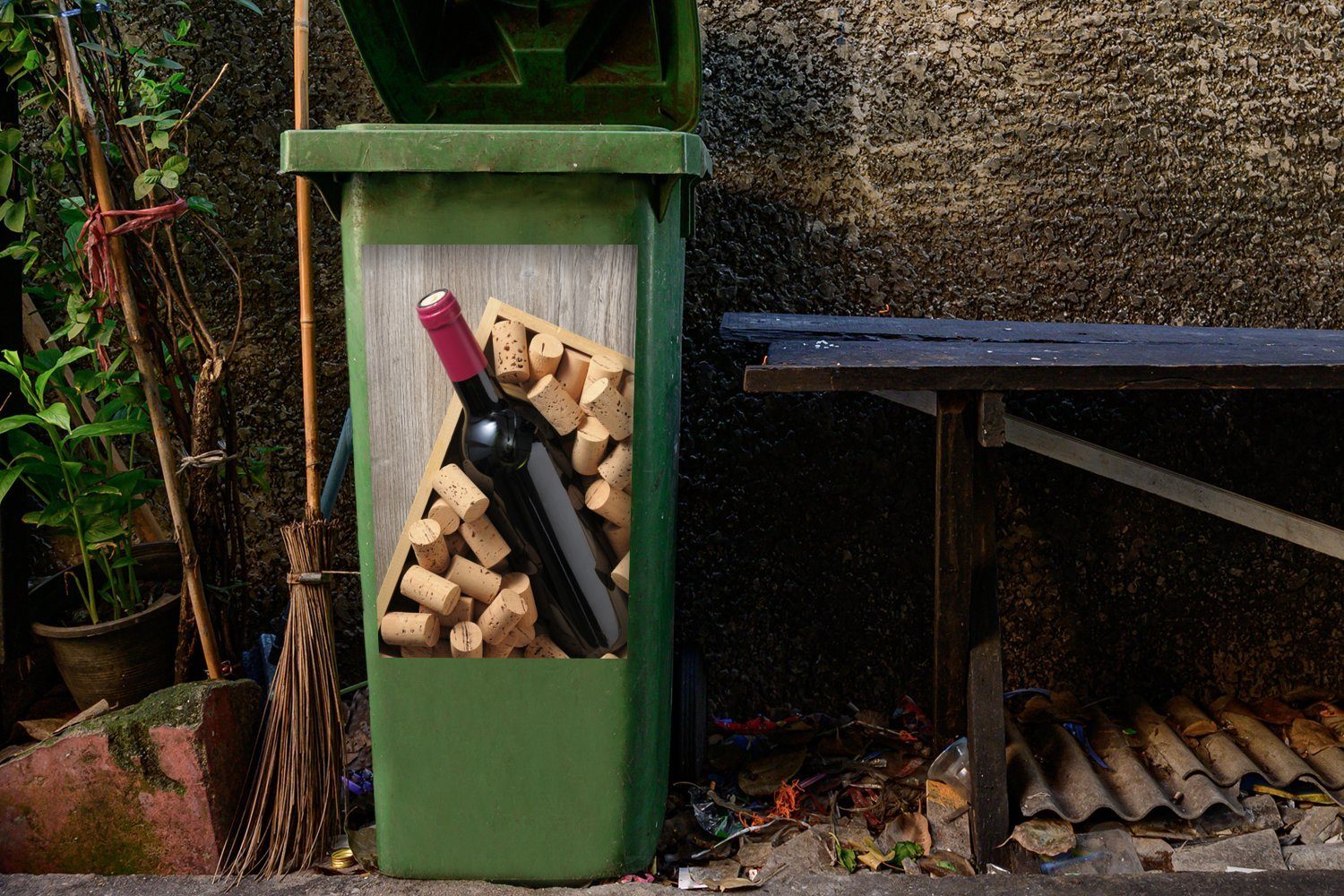 Abfalbehälter Mülleimer-aufkleber, (1 St), Container, Weinkiste Sticker, Mülltonne, Wandsticker Weinflasche einer MuchoWow in
