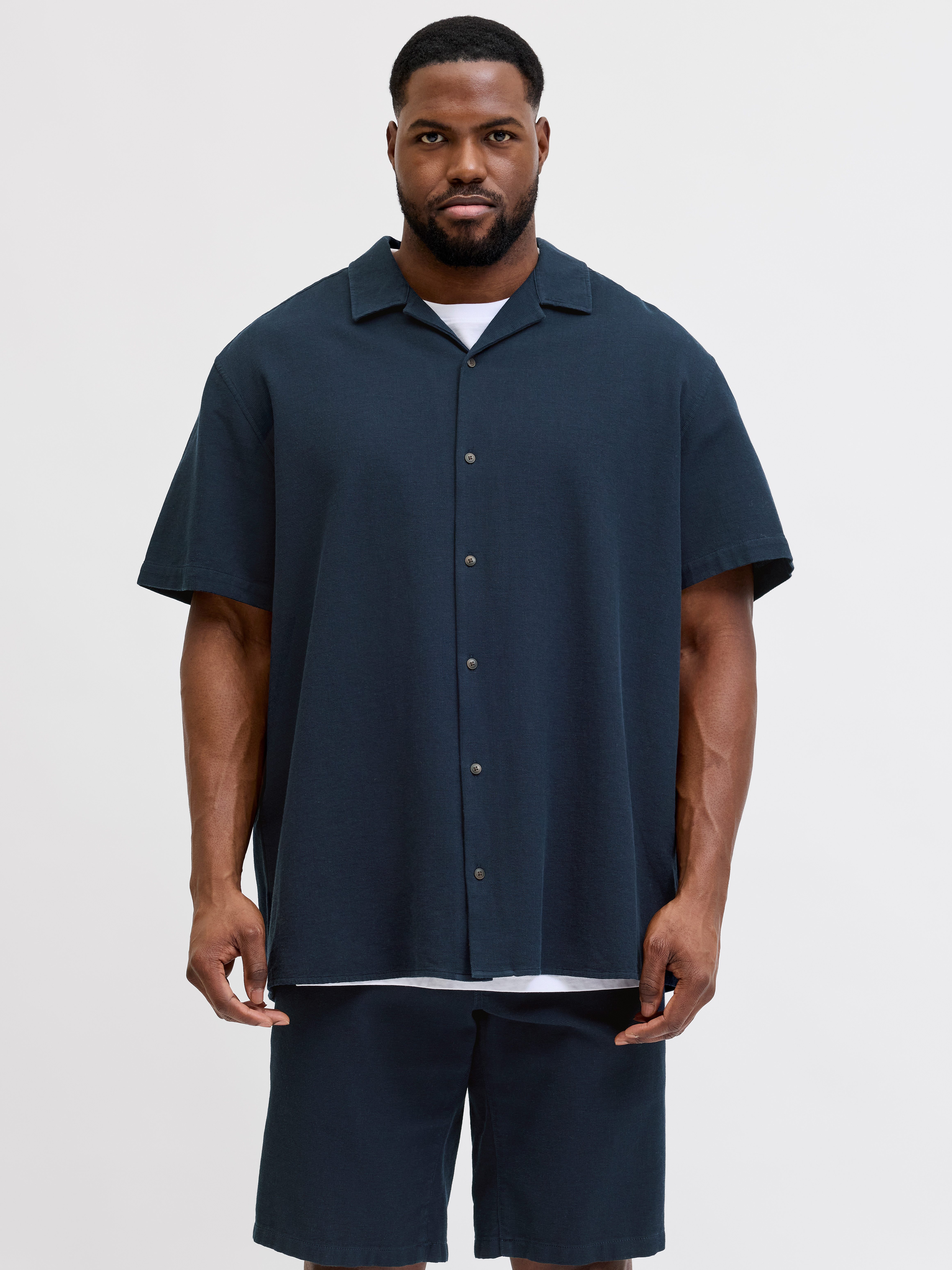 Jack & Jones PlusSize Kurzarmhemd JJGLOBAL WAFFLE RESORT SHIRT SS PLS mit Knopfleiste