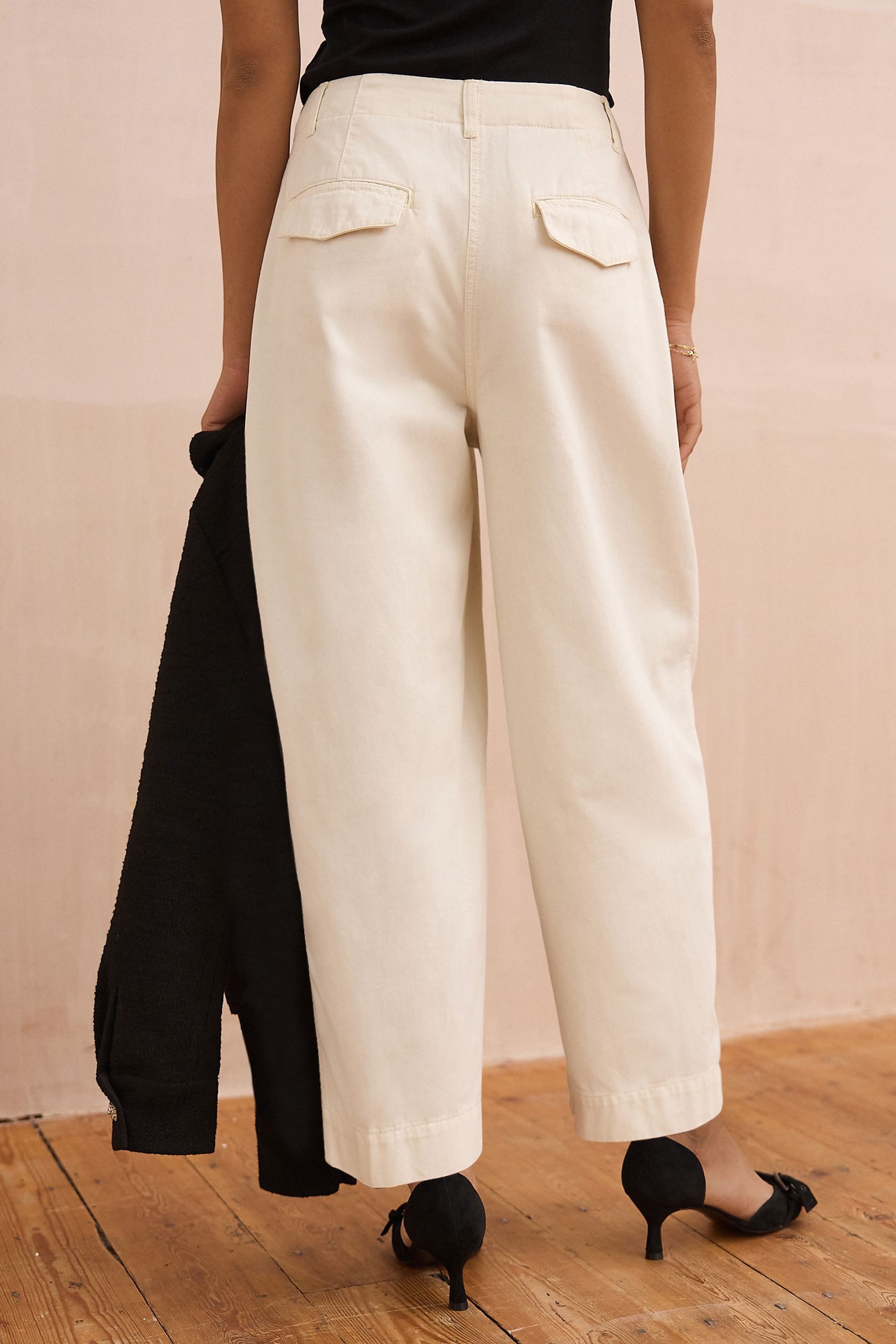 Next Chinohose Chinohose mit Barrel-Leg aus 100 % Baumwolle (1-tlg) günstig online kaufen