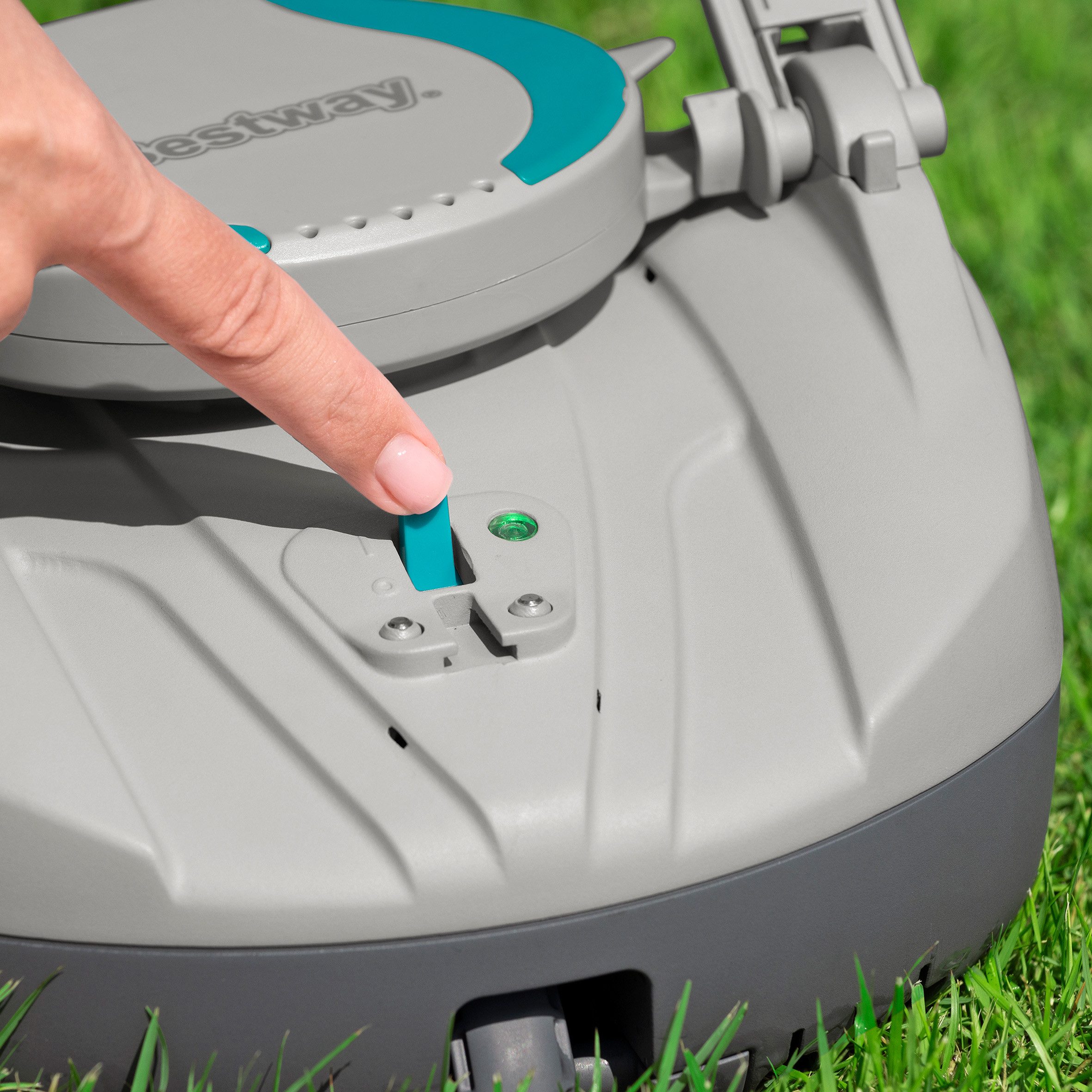 Bestway Poolroboter Akku AquaTronix G100 - bis 18 qm - Poolsauger, (Artikel, 1-St., Stück), mit Hindernisvermeidung und Rückholvorrichtung