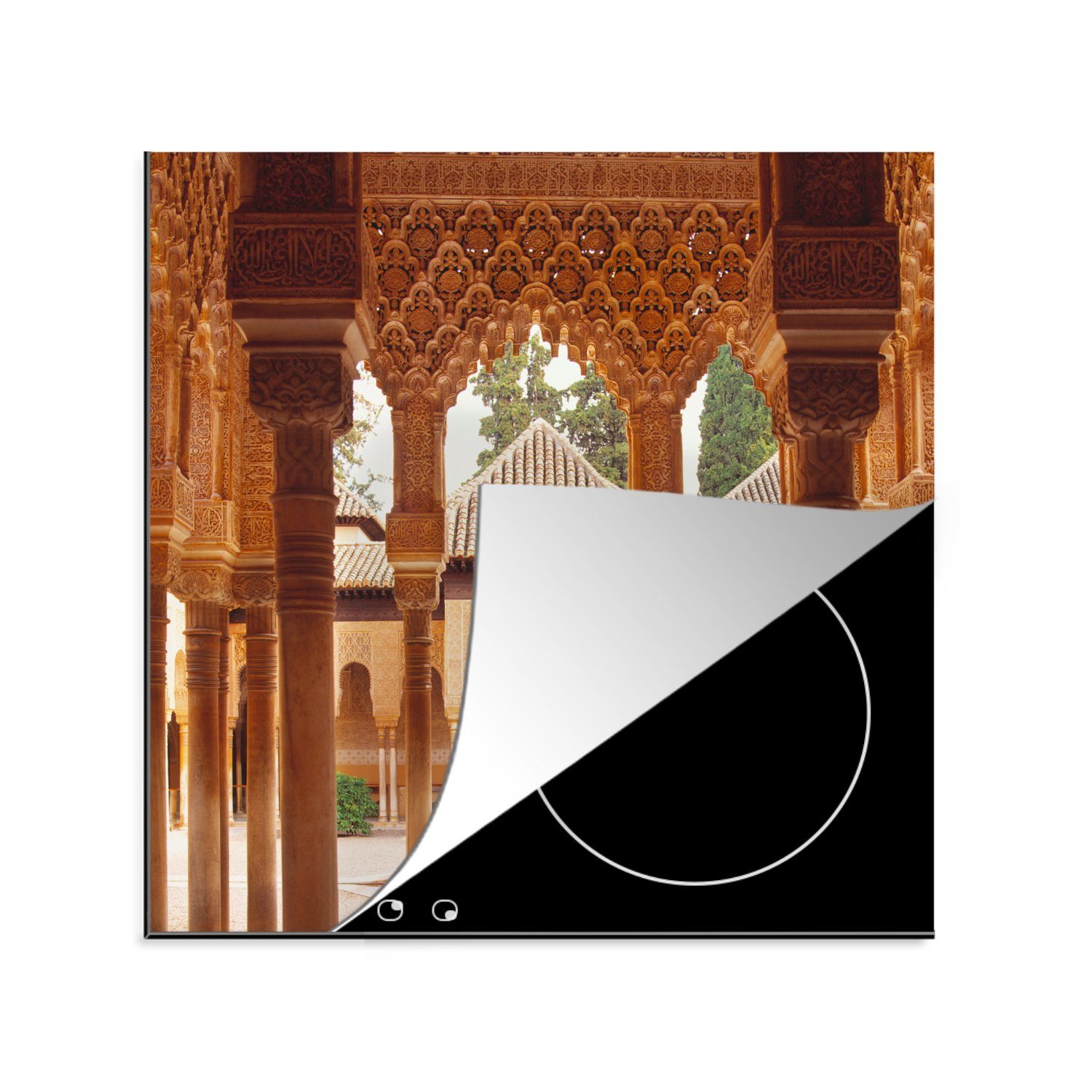 MuchoWow Herdblende-/Abdeckplatte Traditioneller Innenhof Alhambra, Vinyl, (1 tlg), 78x78 cm, Ceranfeldabdeckung, Arbeitsplatte für küche
