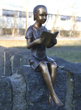 Bronzeskulpturen Skulptur Bronzefigur kleines lesendes Mädchen