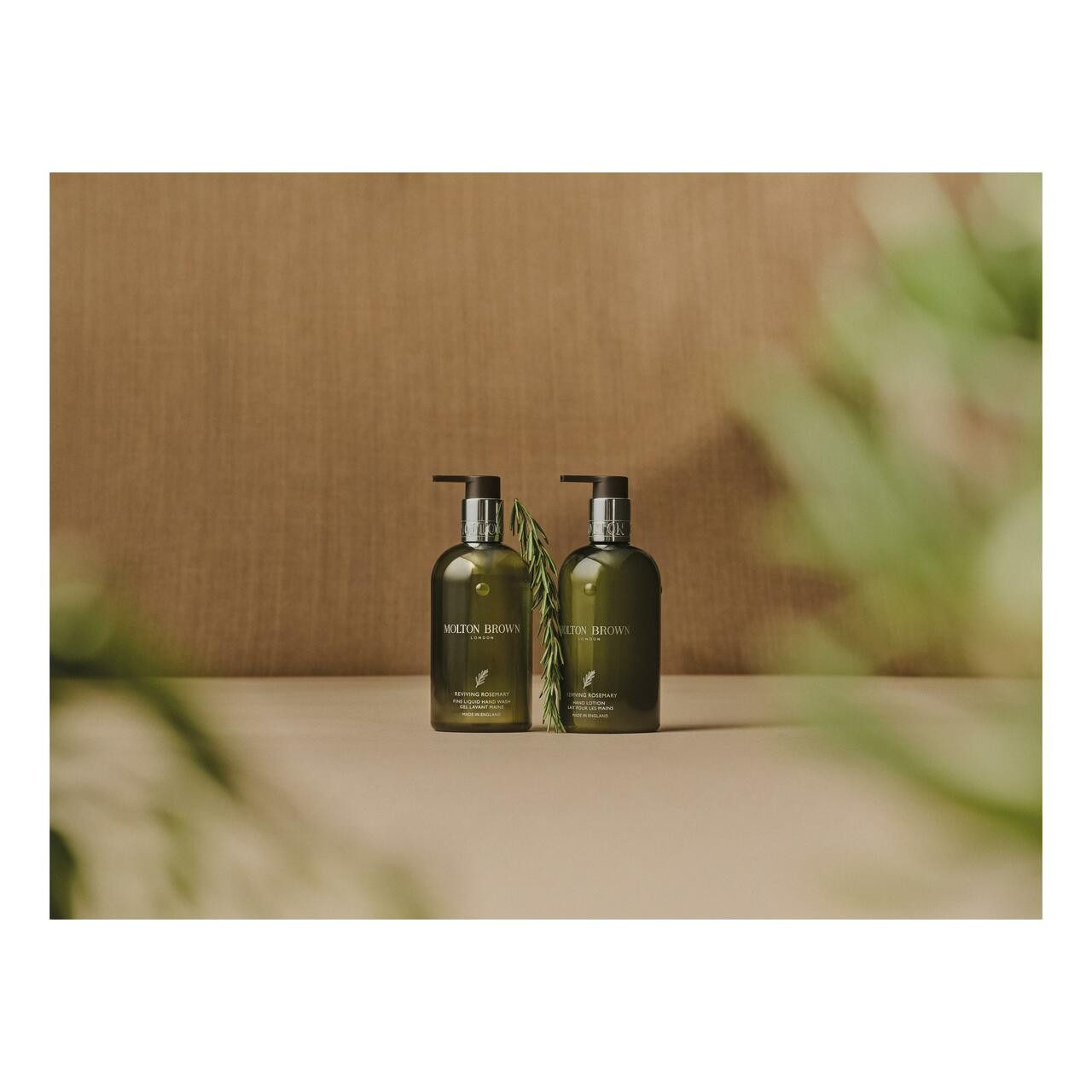 MOLTON BROWN Handcreme Reviving Rosemary Handlotion, für Alle Hauttypen