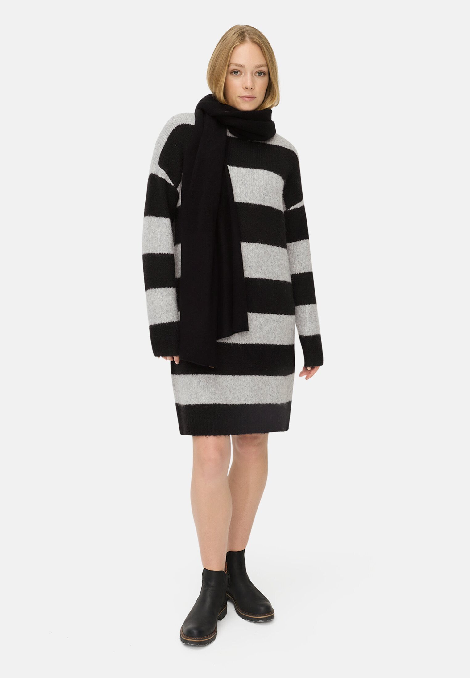 camel active Strickkleid aus recyceltem Material Langarm Rundhals