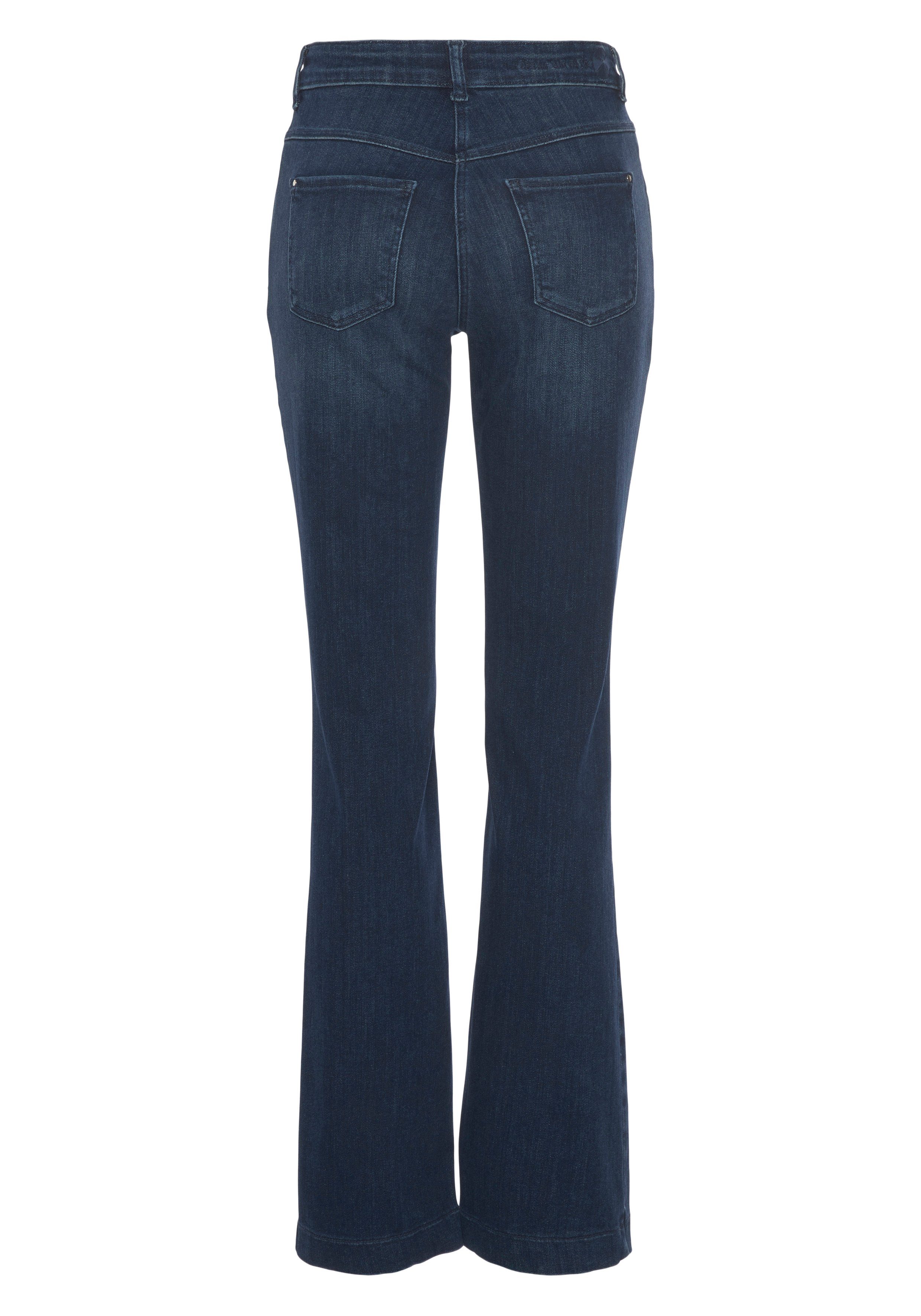 MAC Bootcut-Jeans Dream-Boot Gerade geschnitten cobald authentic Bein wash ausgestelltem dark blue mit leicht