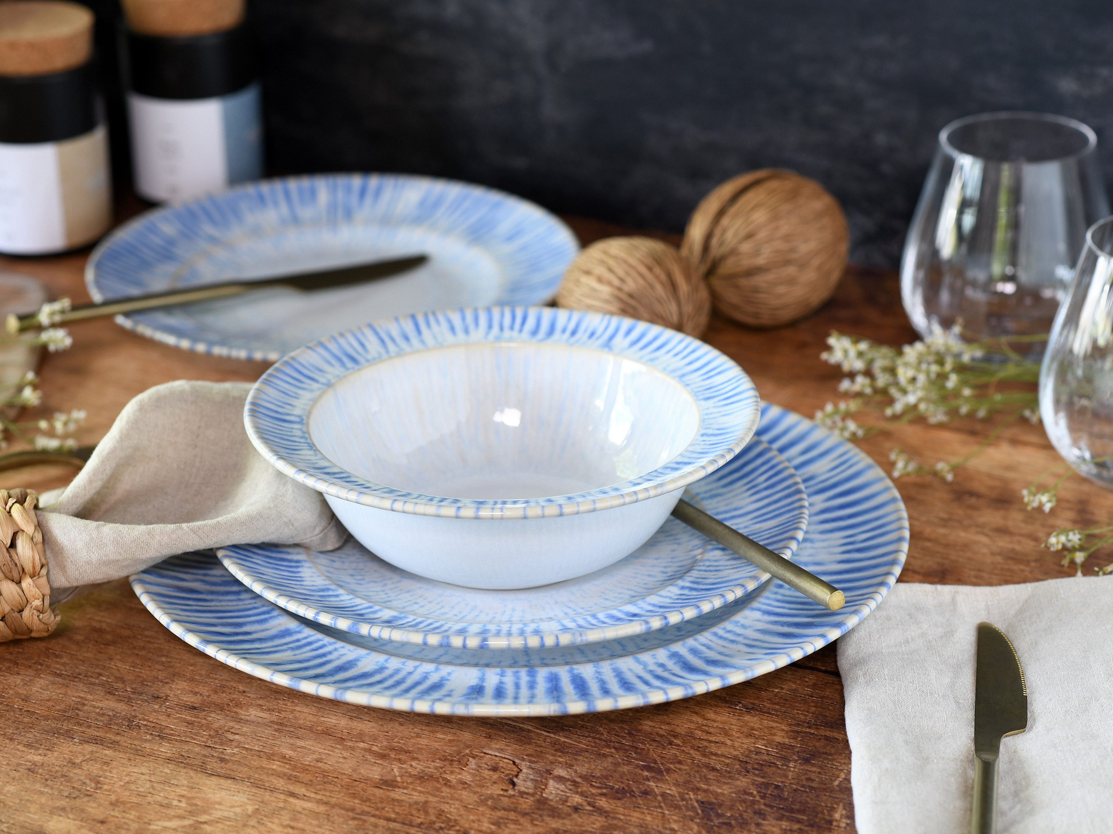CreaTable Teller-Set Rondo Summertime Blau, Teller Set 12-tlg (12-tlg), 4 Personen, Steinzeug, Maritim, Reaktivglasur