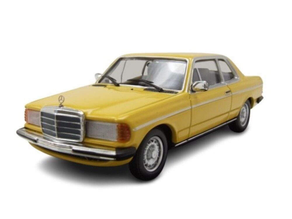 Maxichamps Modellauto Mercedes 230CE W123 1976 gelb beige, Maßstab 1:43
