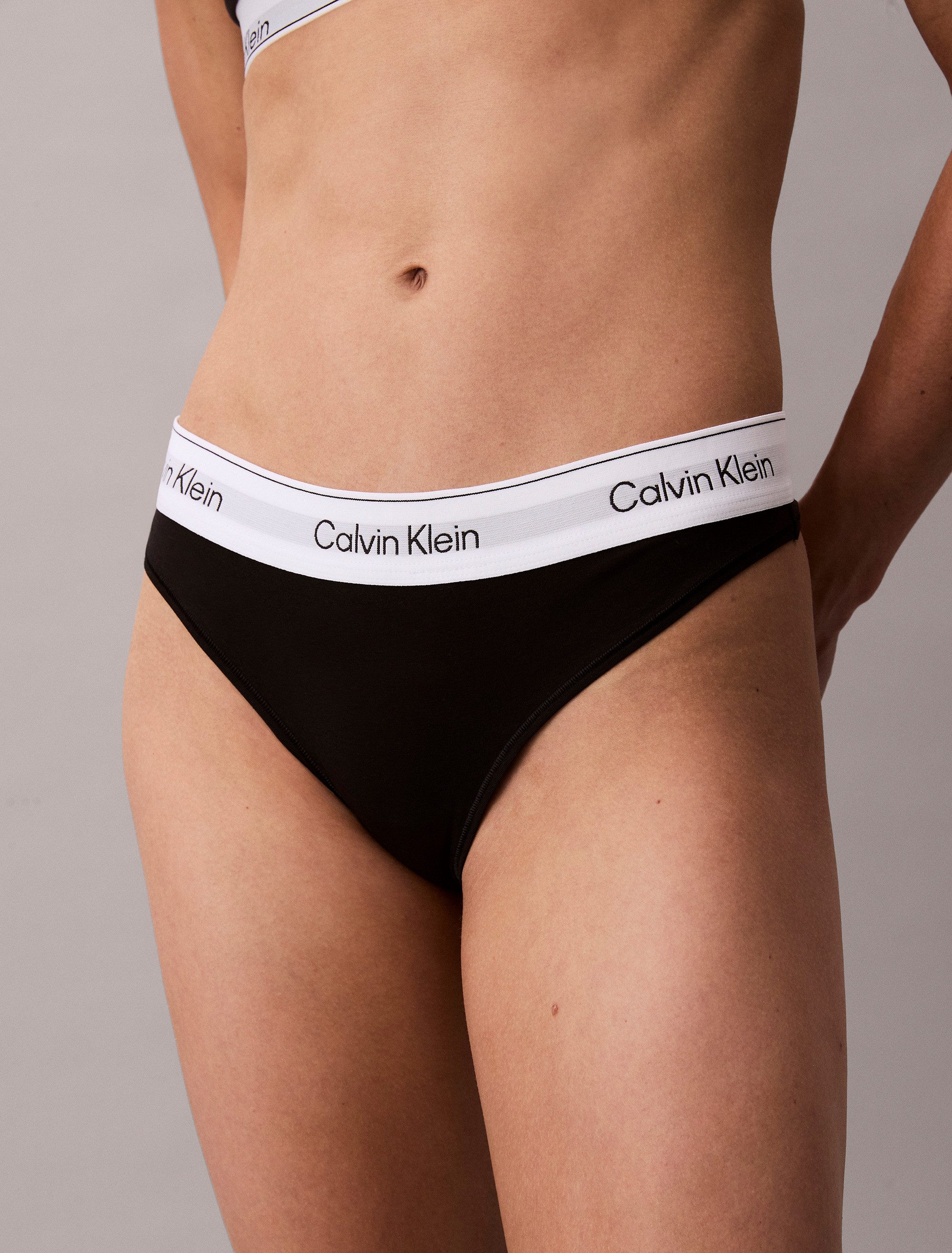 Calvin Klein Underwear String MODERN COTTON mit breitem Bündchen
