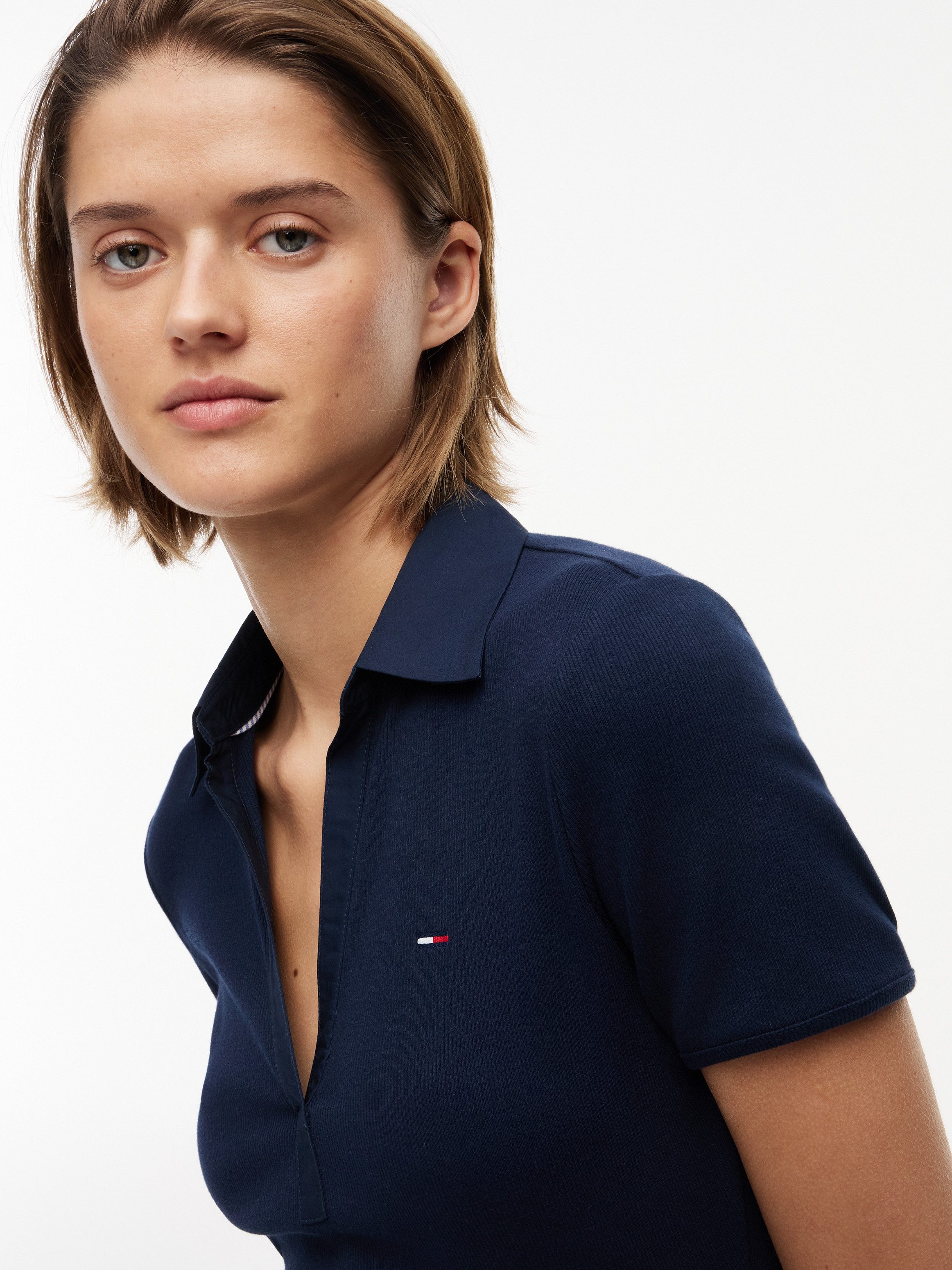 Tommy Jeans Polokleid TJW RIB POPLIN POLO DRESS EXT mit gerippter Struktur, Slim Fit in Mini-Länge