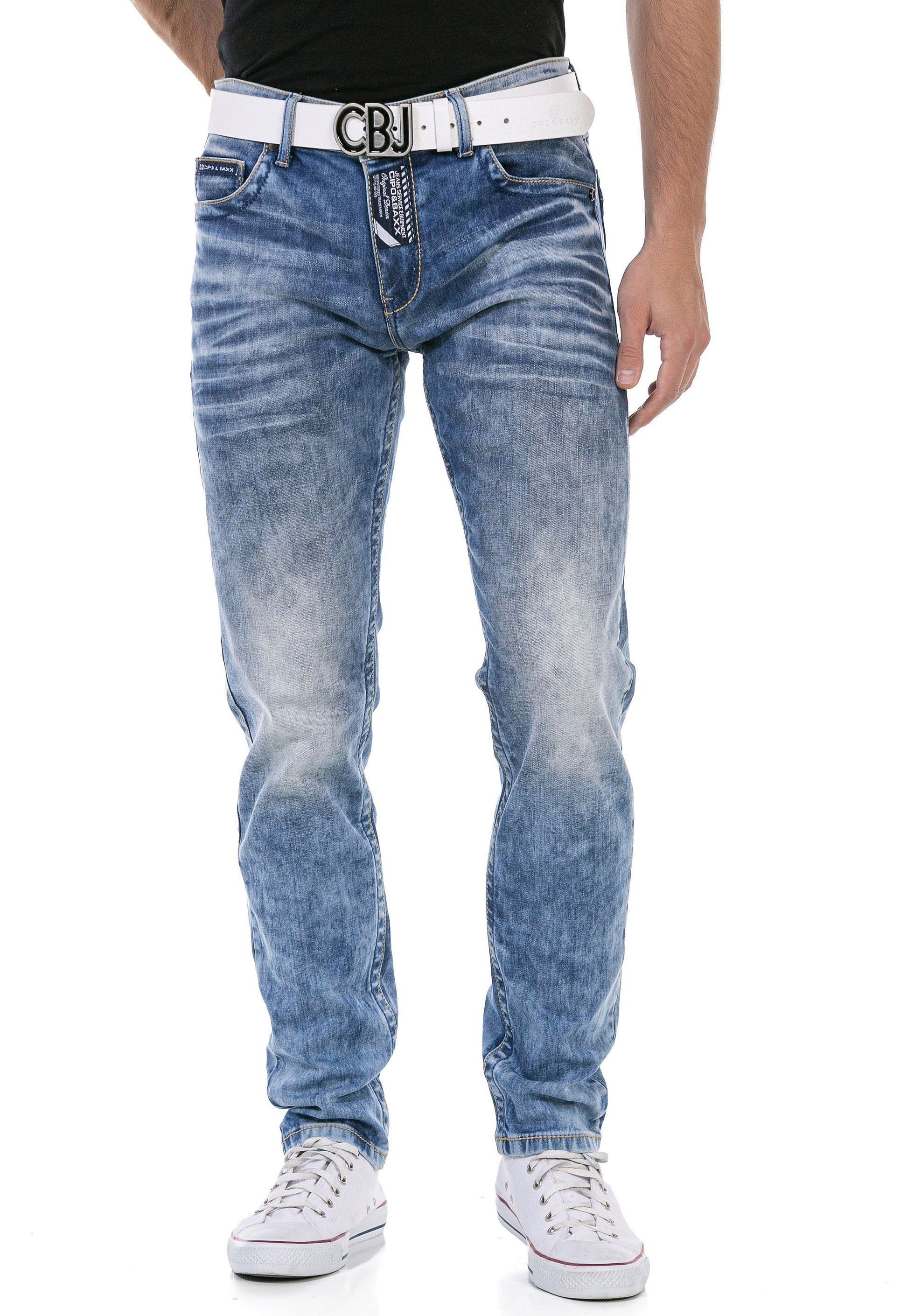 Cipo & Baxx Regular-fit-Jeans mit markanter blue Waschung