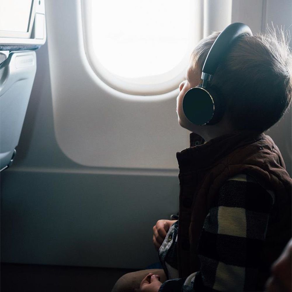 LogiLink BT0061 Bluetooth-Adapter, Bluetooth 5.1, Audiosender, mit AUX-Ausgang und Flugzeugstecker