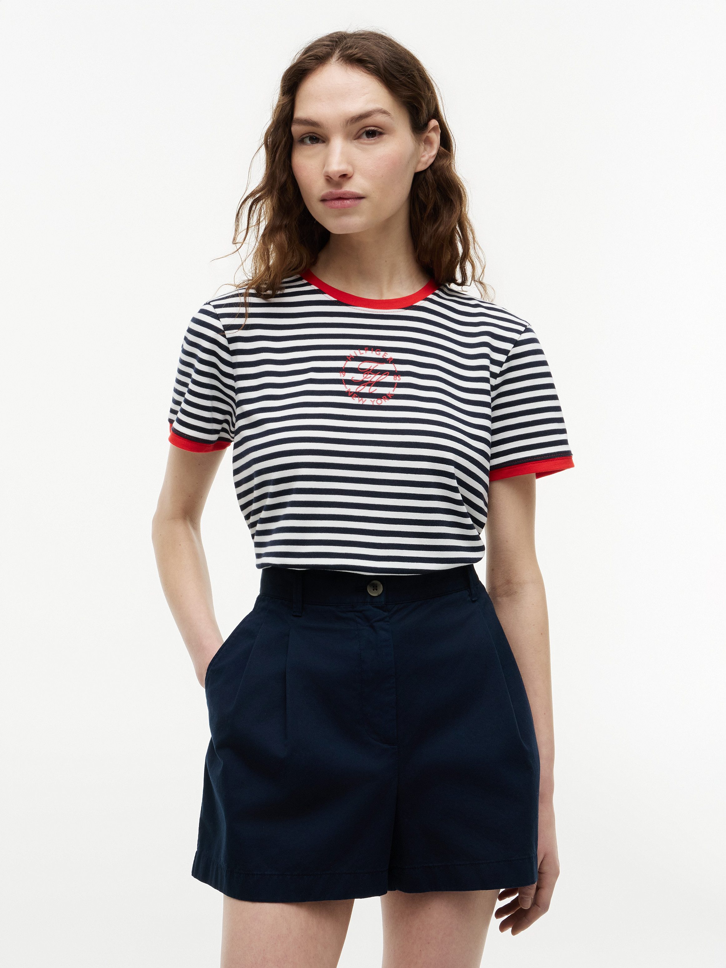 Tommy Hilfiger Kurzarmshirt TH ROUNDAL REG C-NK SS TEE mit kontrastfarbenen Bündchen