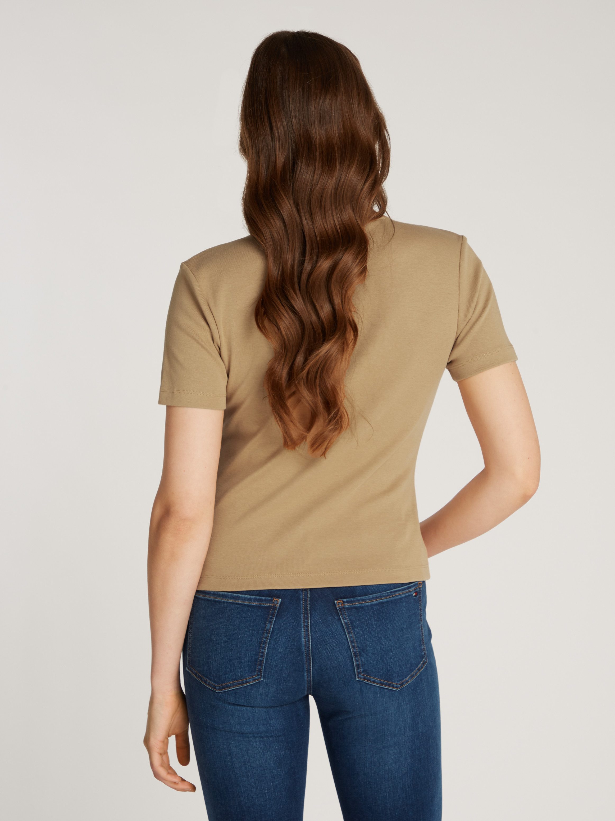 Tommy Hilfiger Stehkragenshirt NEW CODY SLIM CROP MOCK-NK mit Logostickerei günstig online kaufen