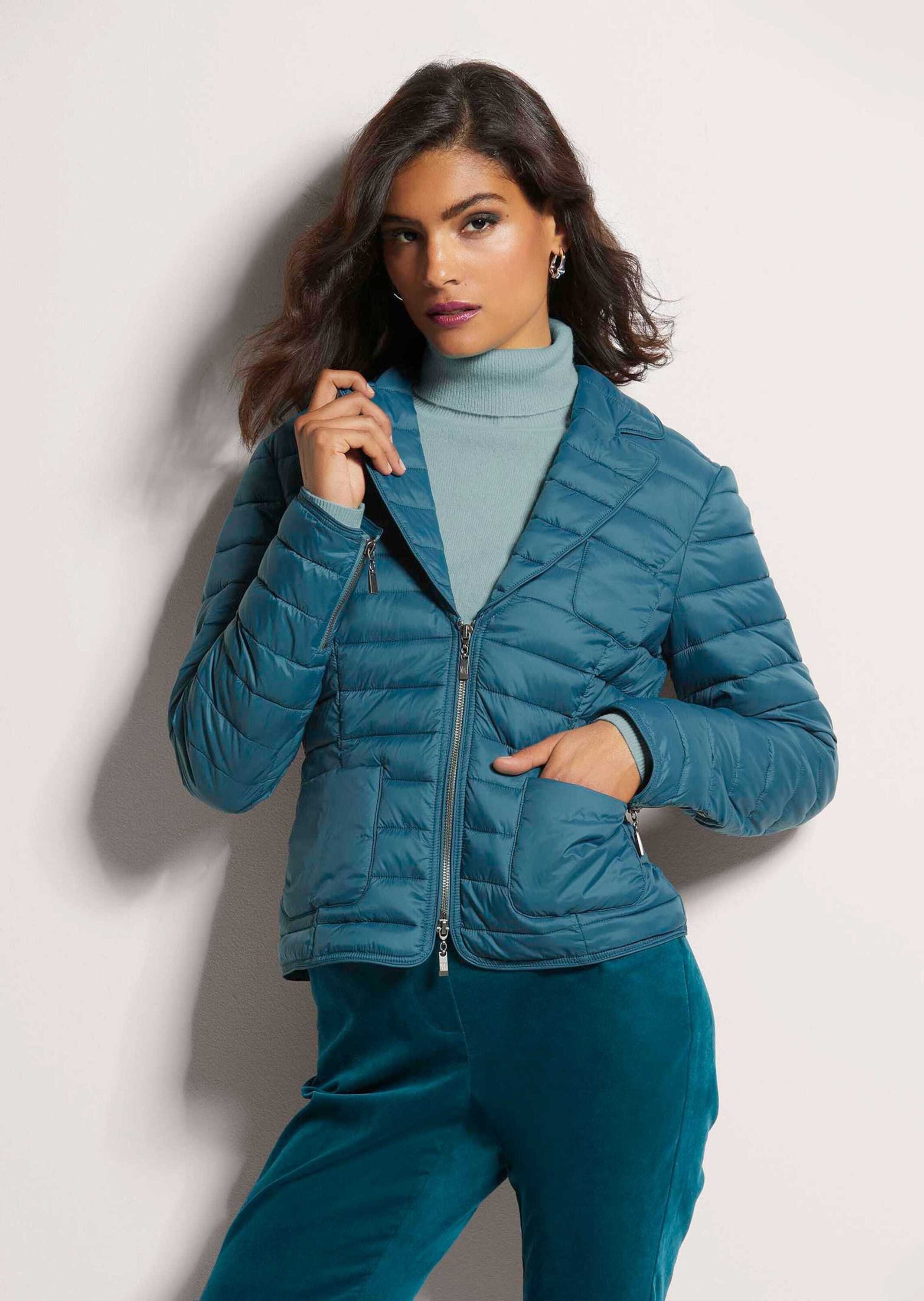 MADELEINE Steppjacke Wattierte Damenjacke mit sportivem Touch Taillierte Ja günstig online kaufen