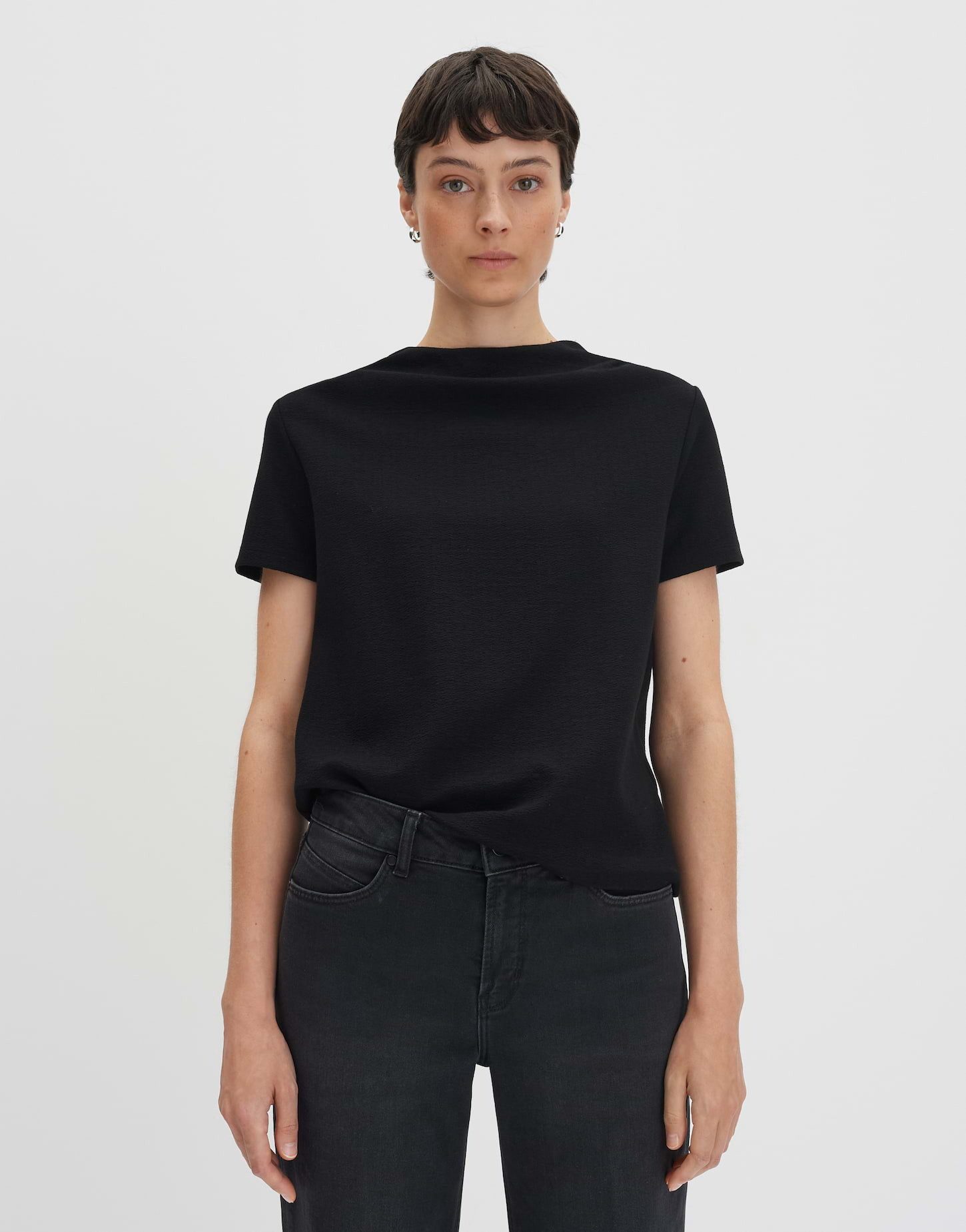 someday Kurzarmshirt KIANI Regular aus nachhaltiger Viskose günstig online kaufen