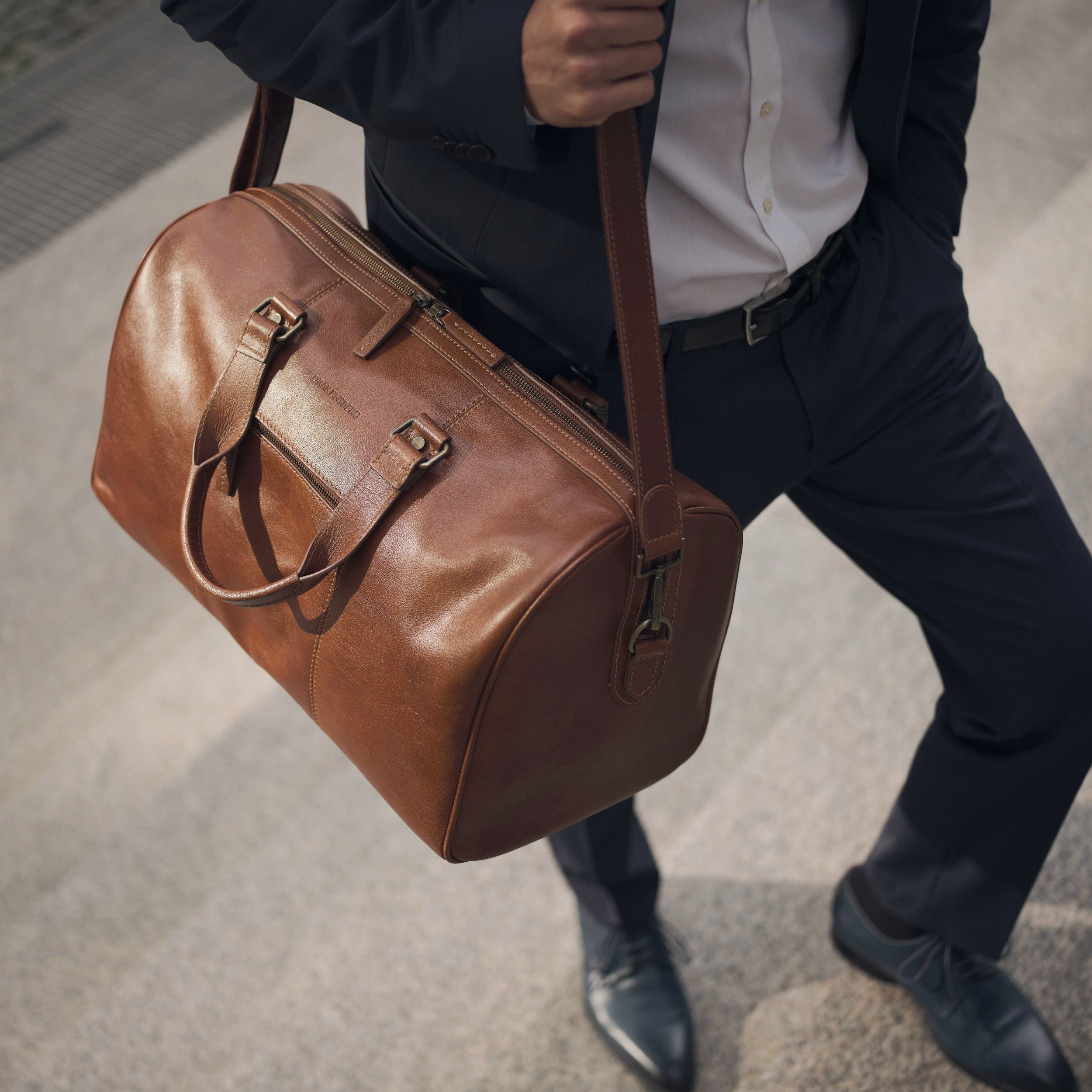 DRAKENSBERG Weekender Reisetasche »Romeo« Kastanien-Braun, aus günstig online kaufen