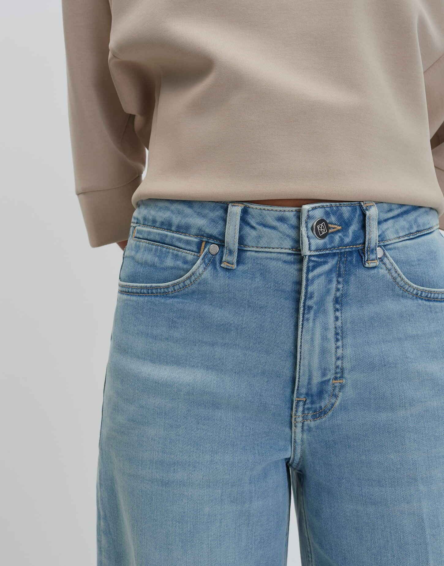 someday Weite Jeans CELLMA ICONIC aus BCI Cotton Mix Mid Rise Mid Rise, Ankle, nach vorne verlaufende Seitennaht