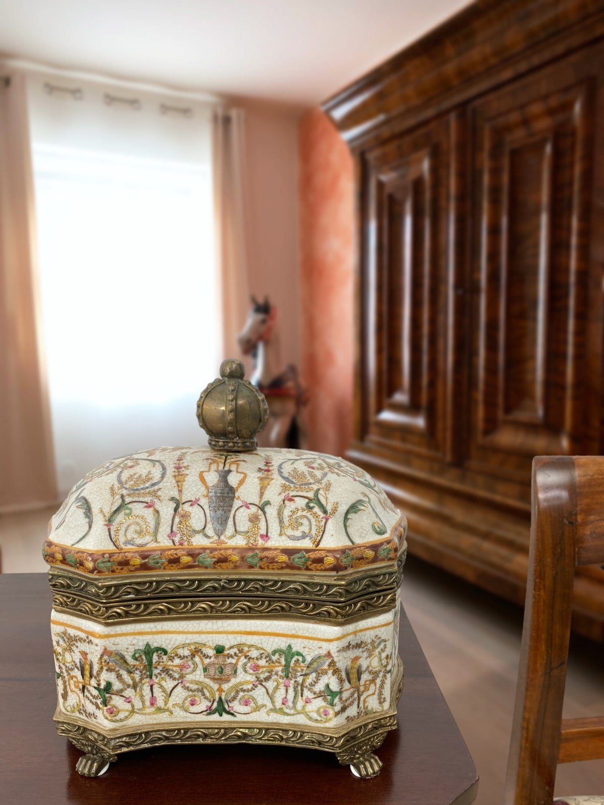Aubaho Dose Schale antik Deckeldose Löwentatzen mit Stil Dose Porzellan und Krone