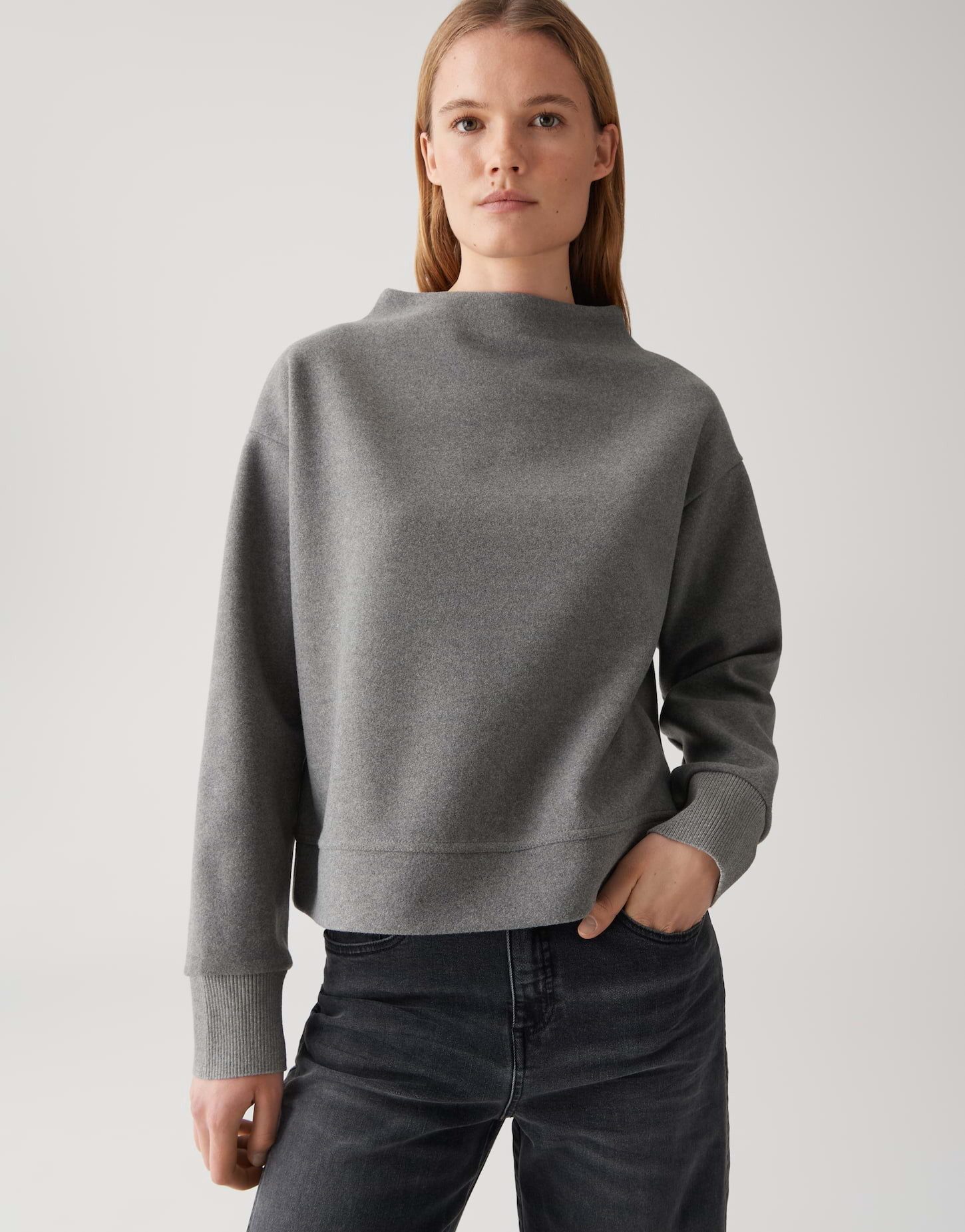 OPUS Sweatshirt GRUGER aus recyceltem Polyester überschnittene Schulter mit günstig online kaufen