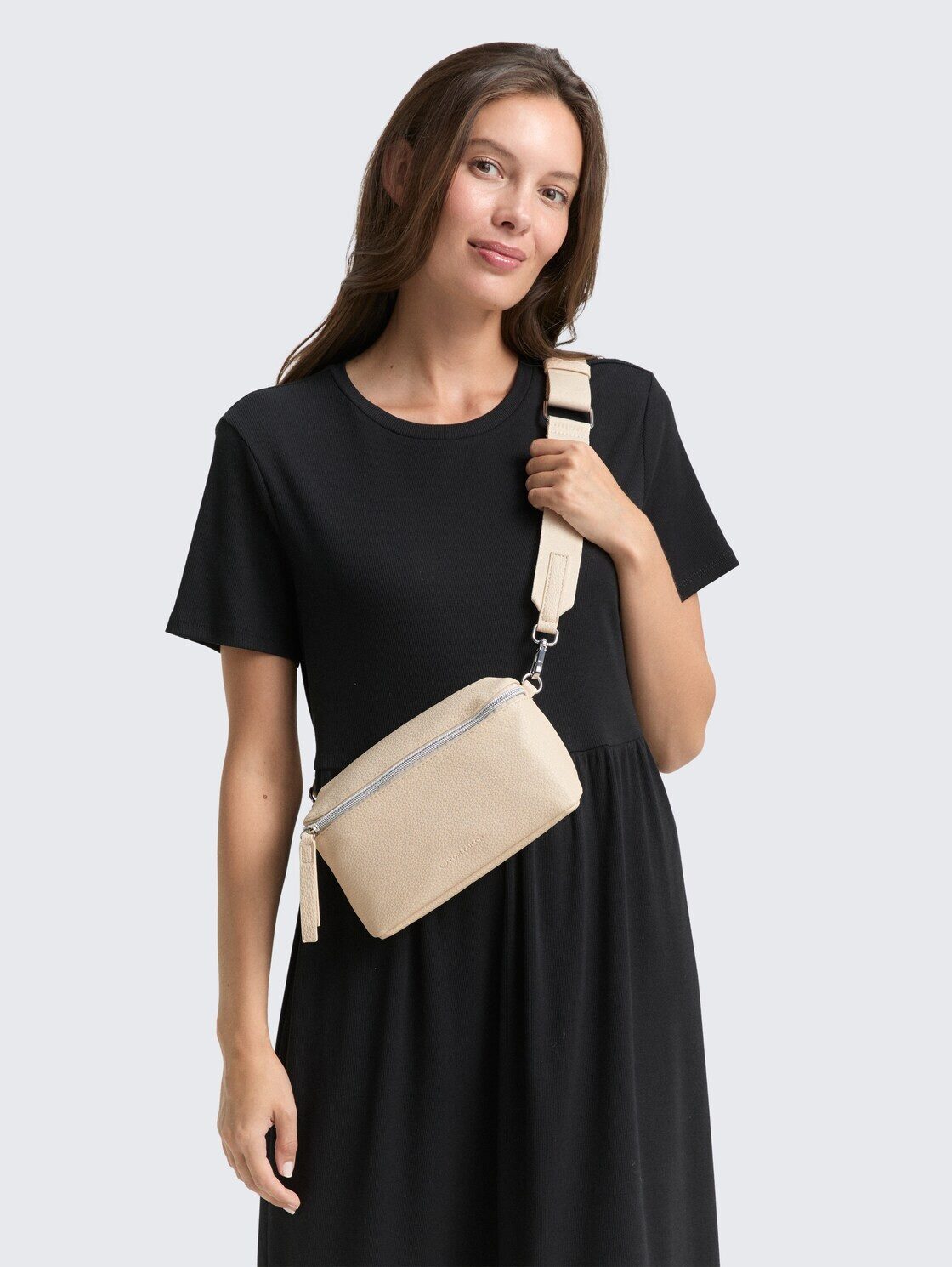 TOM TAILOR Gürteltasche Bags, TTORLA Gürteltasche aus Lederimitat