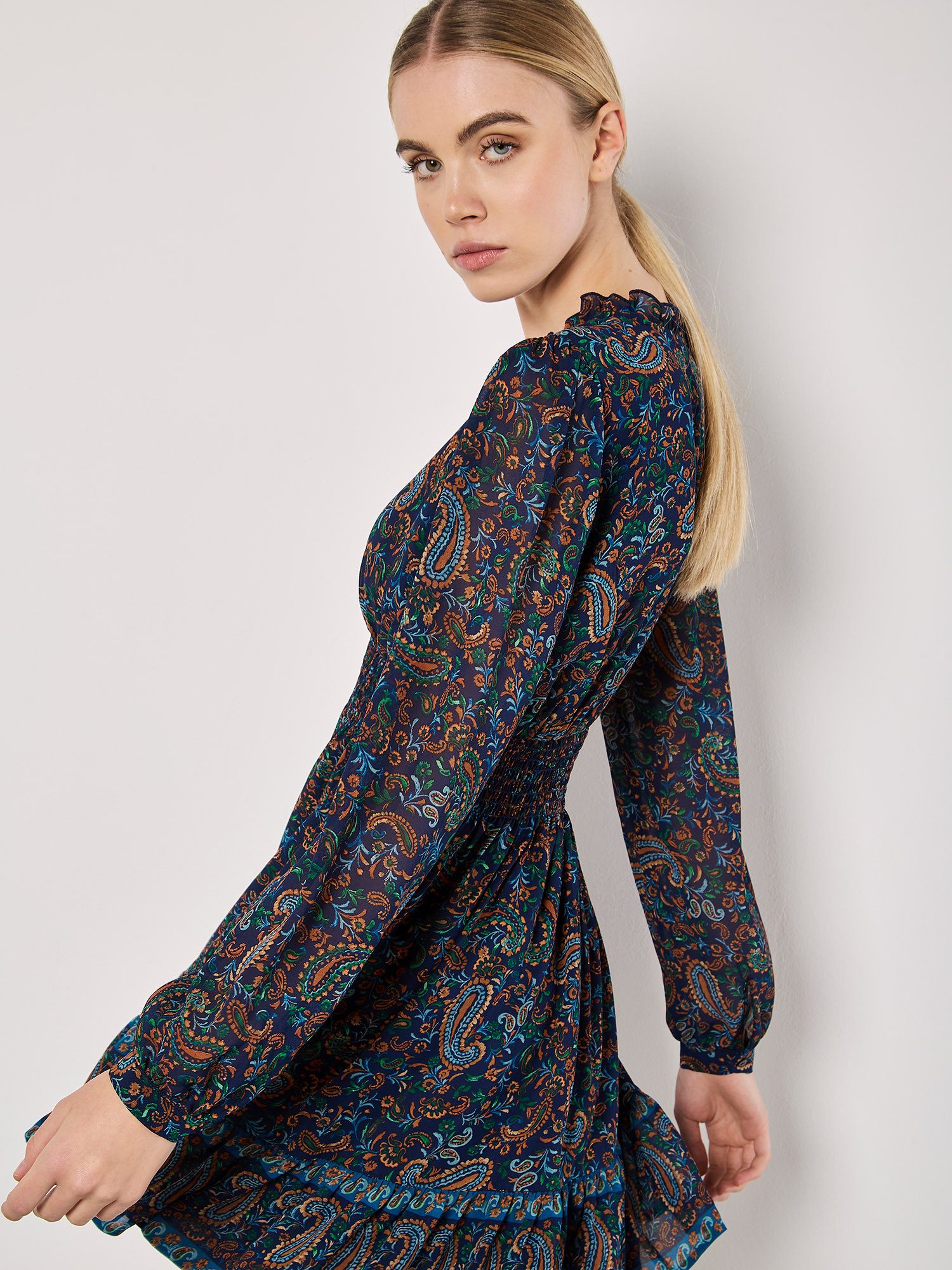 Apricot Druckkleid Mini-Rüschenkleid, mit gesmokter Taille günstig online kaufen