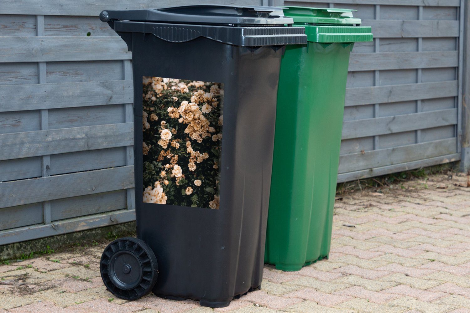 Rosenstrauch - Blumen Abfalbehälter Mülleimer-aufkleber, St), - - (1 Container, Mülltonne, MuchoWow Sticker, Wandsticker Weiß Braun