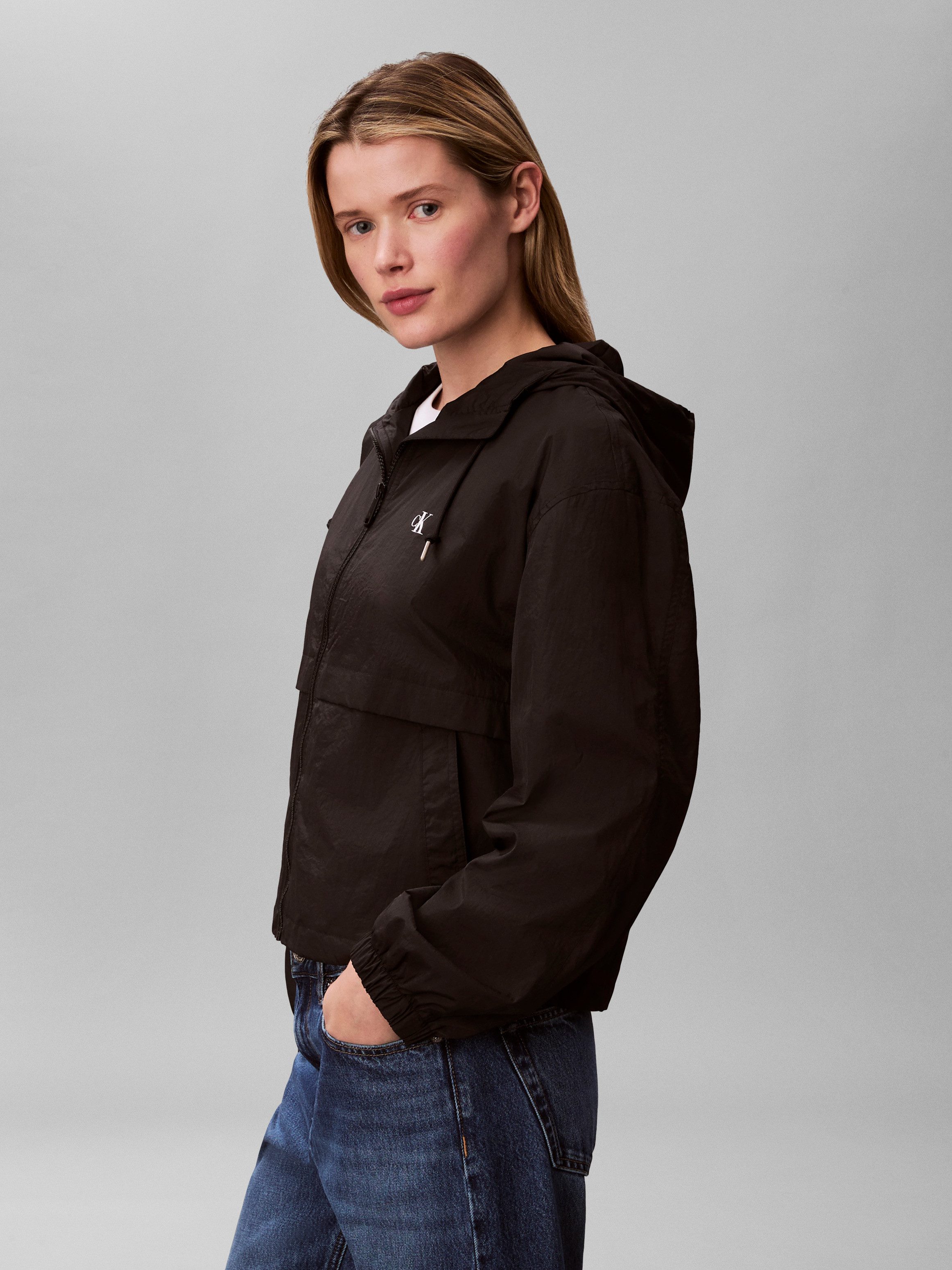 Calvin Klein Jeans Windbreaker Regular fit mit Kapuze – Bild 2 von 5