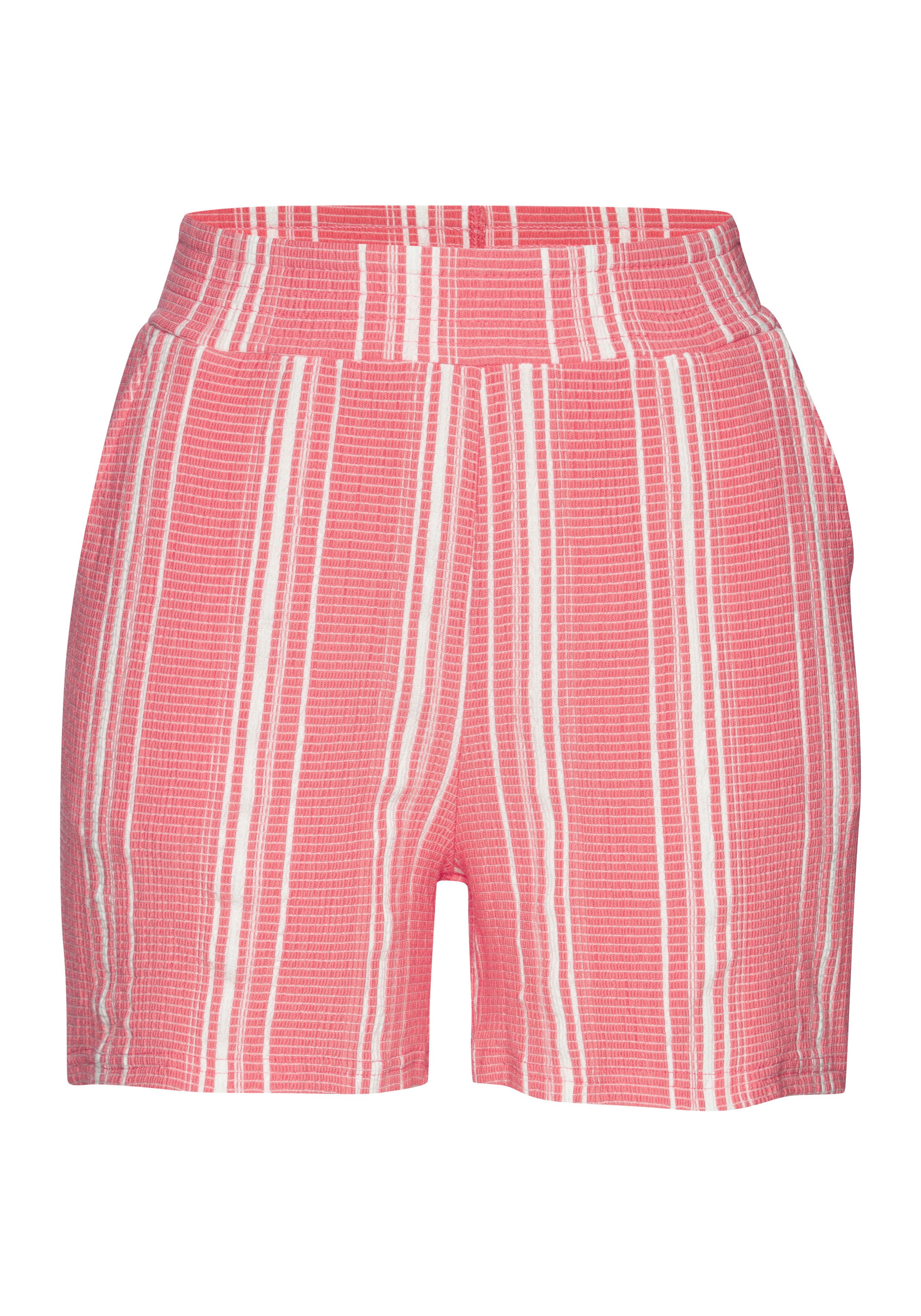 LASCANA Shorts aus luftiger Crepeware strukturierte Ware, sommerlicher Shorts mit Streifen, Sommerhose. € 29,99