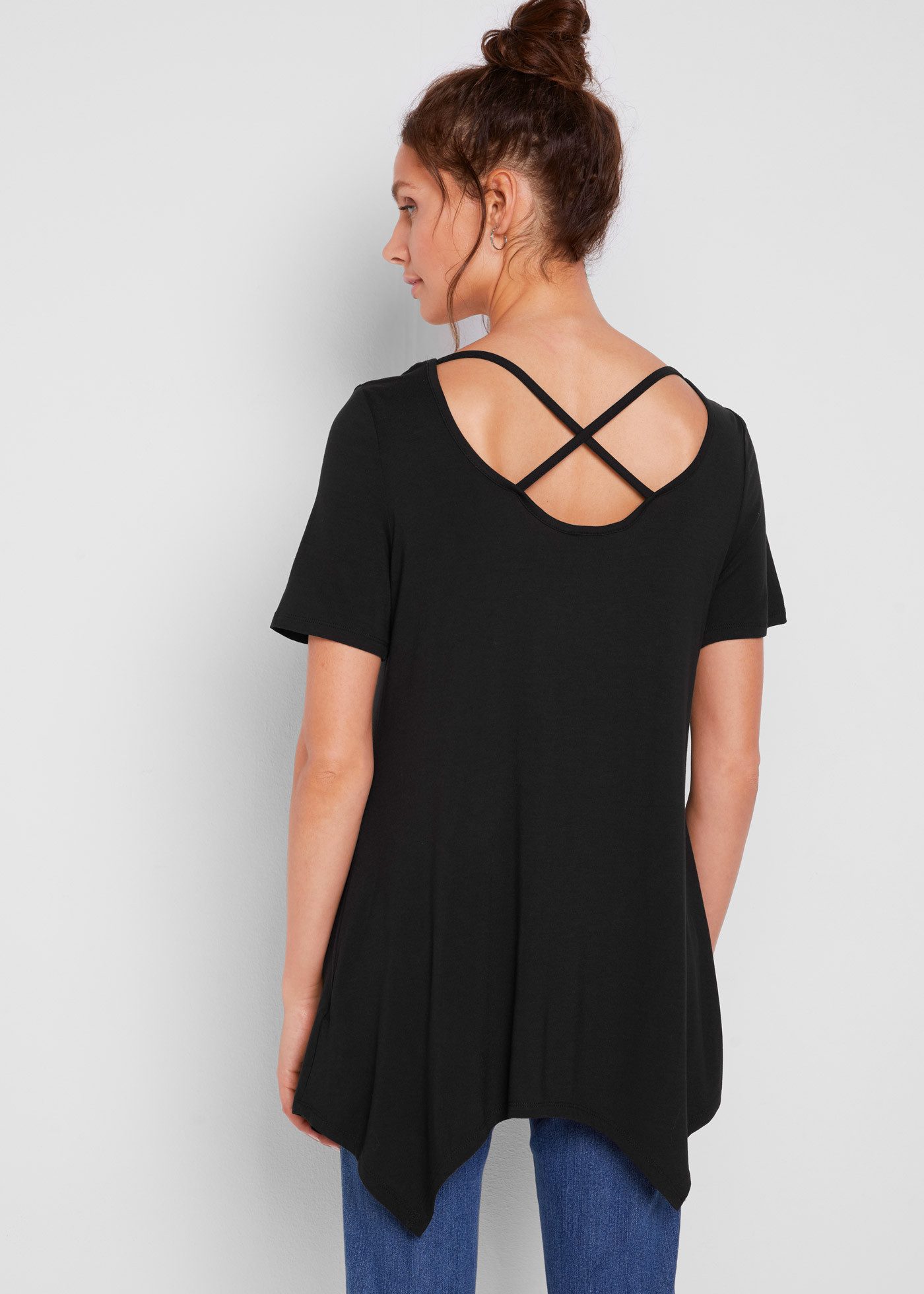 bonprix Longshirt A-Linie Passform, Kurzarm, aus Viskose und Elasthan, Zipfel-Design