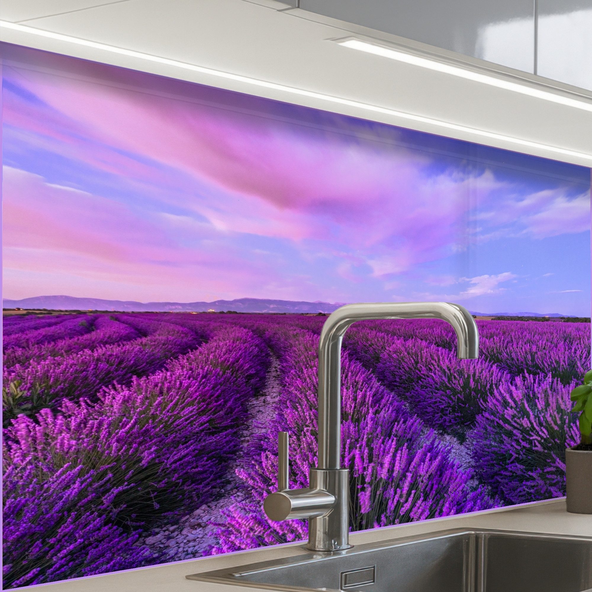 KitchenYeah Küchenrückwand Muster selbstklebend (keine Folie) Lavendel - Lila - Blumen - Natur, (1-tlg), Spritzschutz, Küche, Rückwand, Küchenwand, Küchenfront, 30x20 cm