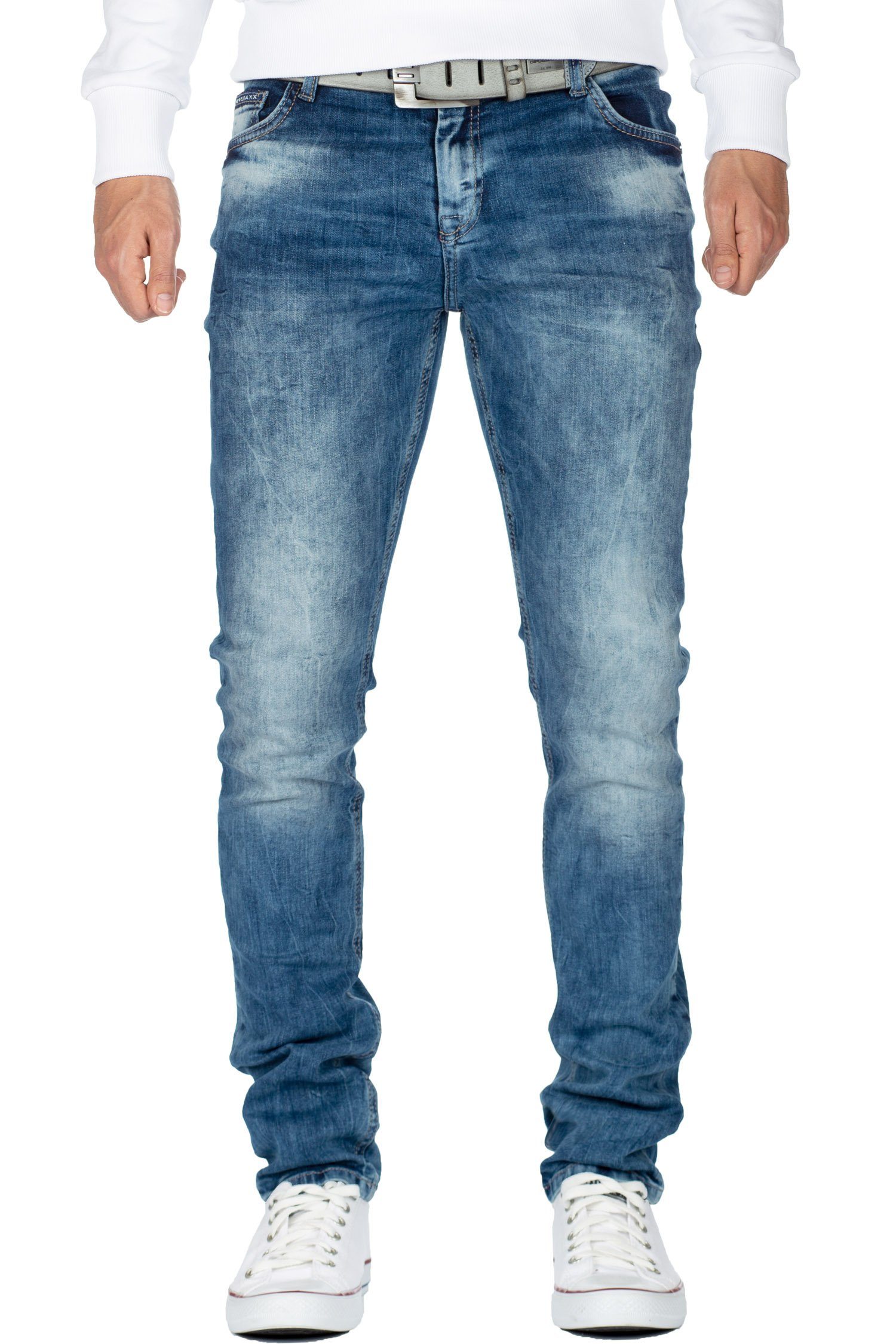 Cipo & Baxx Slim-fit-Jeans Herren Slim Fit Hose Stonewashed BA-CD533 Kontrastnaht und verzierte Gesäßtaschen