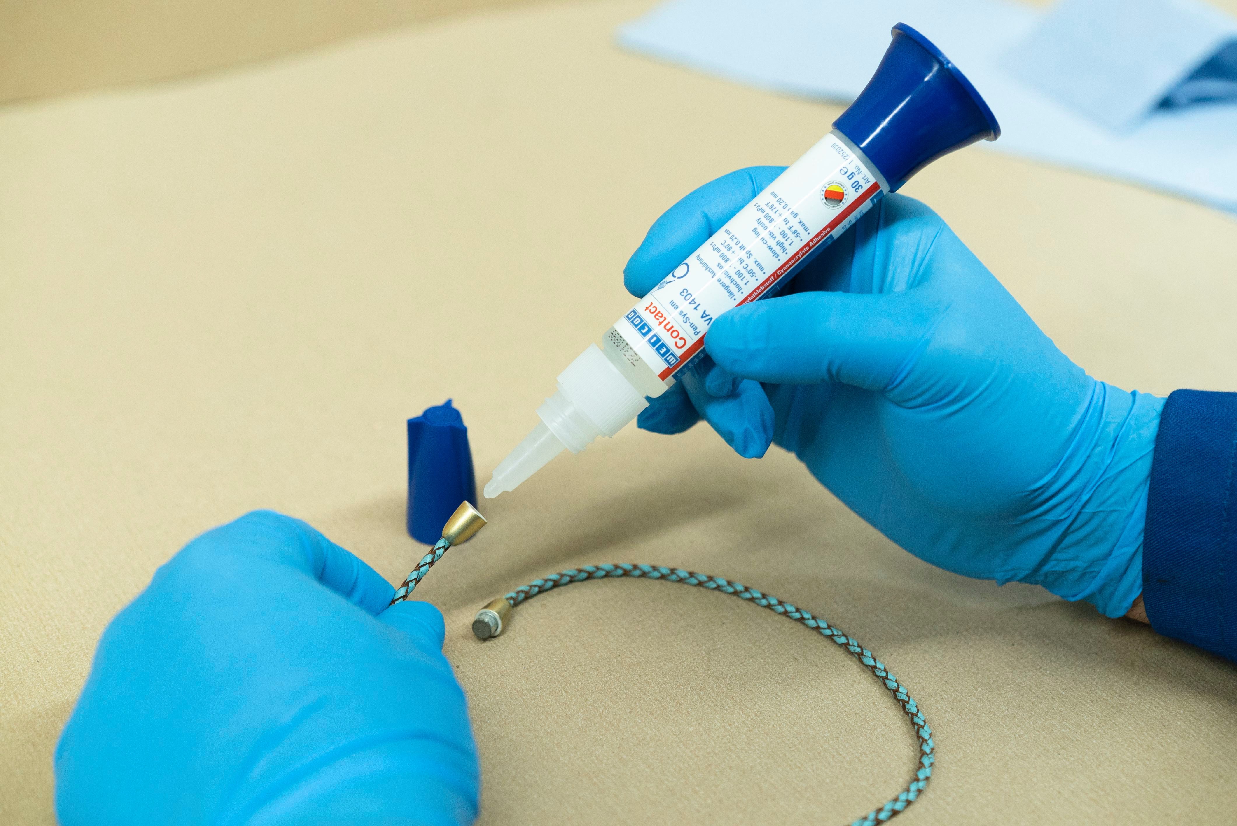 WEICON Sekundenkleber VA 1403 Cyanacrylat-Klebstoff, (Pen), geruchsarm und wenig ausblühend