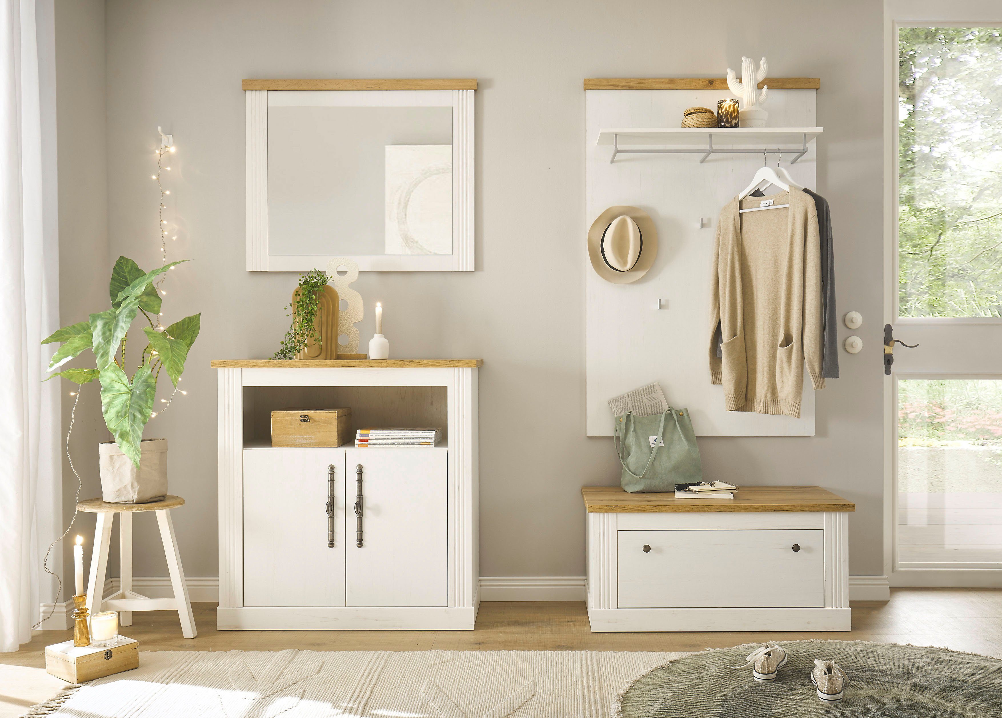 OTTO home Garderoben-Set Westminster, Garderobe im Landhausstil, Komplettset mit viel Stauraum, (4-St), enthält Schuhbank, Spiegel, Kommode und Paneel, 204 cm b – Bild 5 von 5