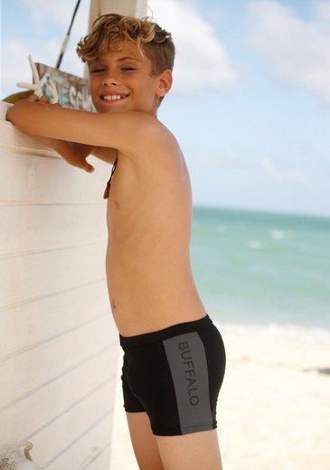 Buffalo Boxer-Badehose, mit seitlichen Kontrasteinsätzen online kaufen