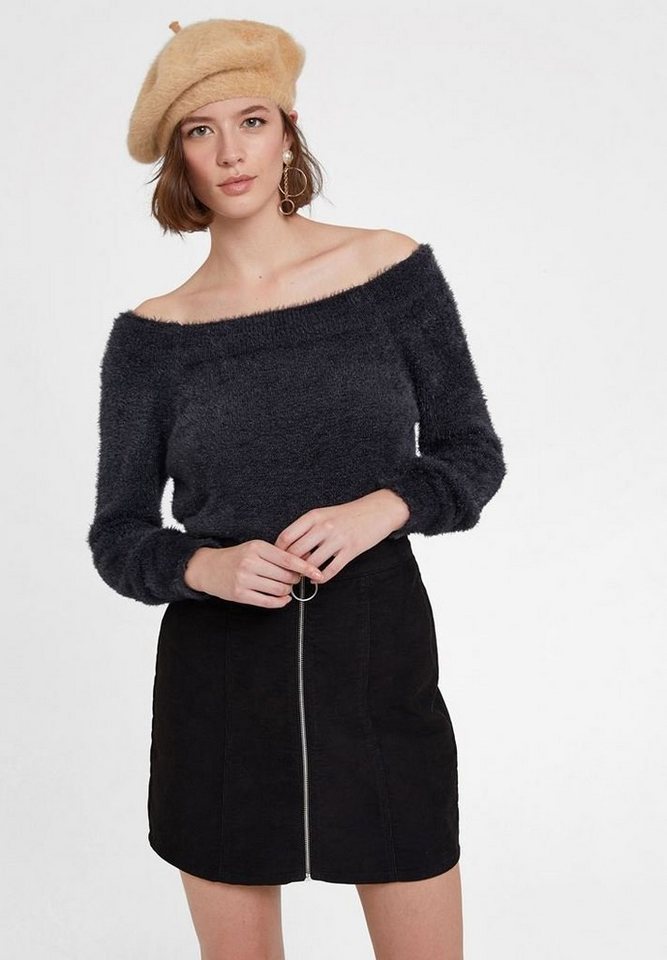 OXXO Carmenpullover mit modischer Materialgebung OXXO Carmenpullover mit modischer Materialgebung