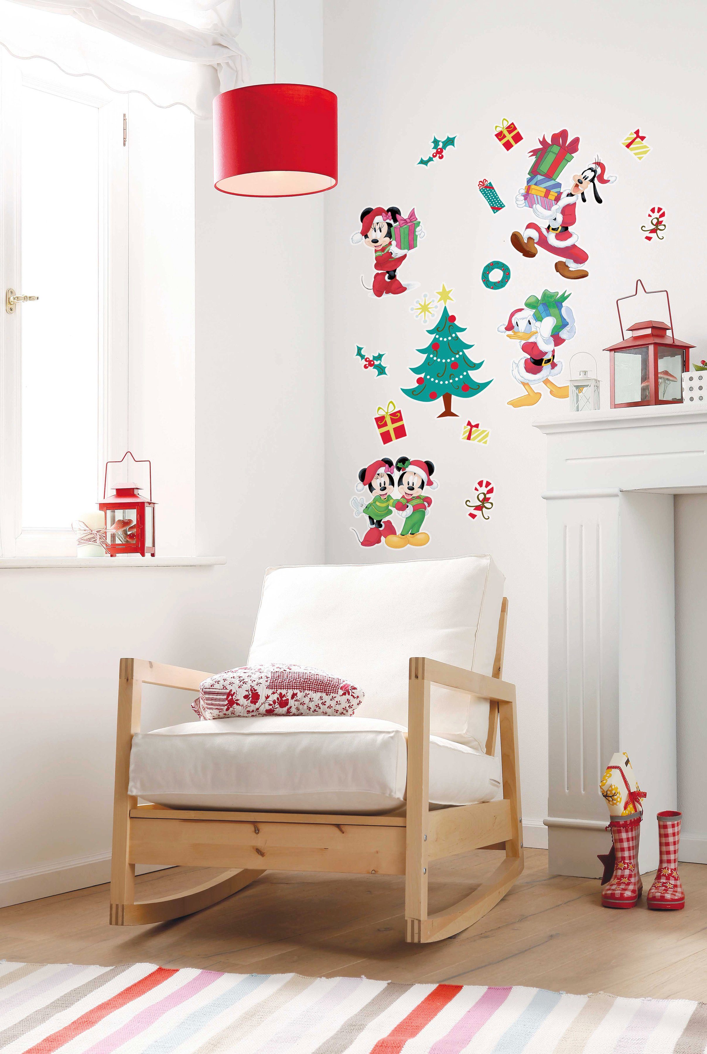 Komar Wandsticker Mickey Christmas Presents (1 St), 50x70 cm (Breite x Höhe),  selbstklebendes Wandtattoo | Kinderzimmer-Wandtattoos