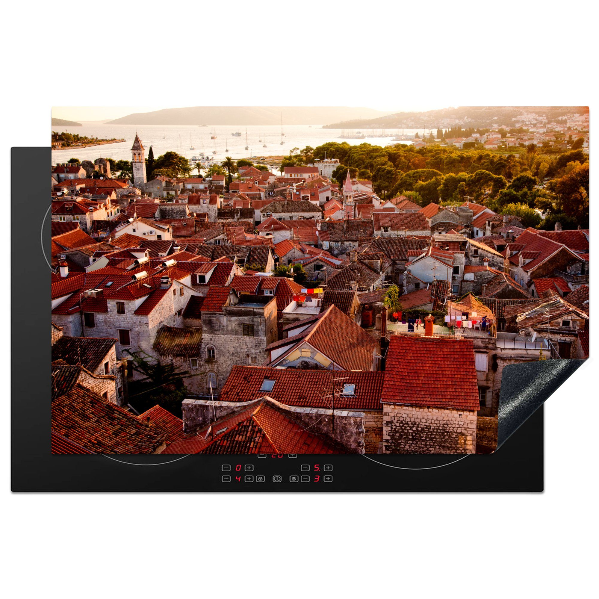 MuchoWow Herdblende-/Abdeckplatte Blick über die Stadt Trogir in Kroatien, Vinyl, (1 tlg), 81x52 cm, Induktionskochfeld Schutz für die küche, Ceranfeldabdeckung