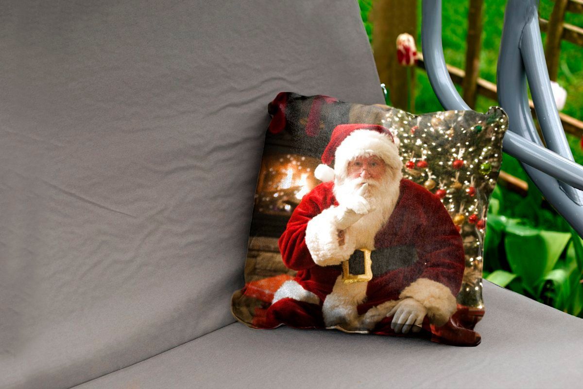 Kissenhülle, Der mit Kissenbezüge, Outdoor Weihnachtsbaum einem Dekokissen bunten Hintergrund, Dekokissenbezug, Dekokissen, Weihnachtsmann im MuchoWow