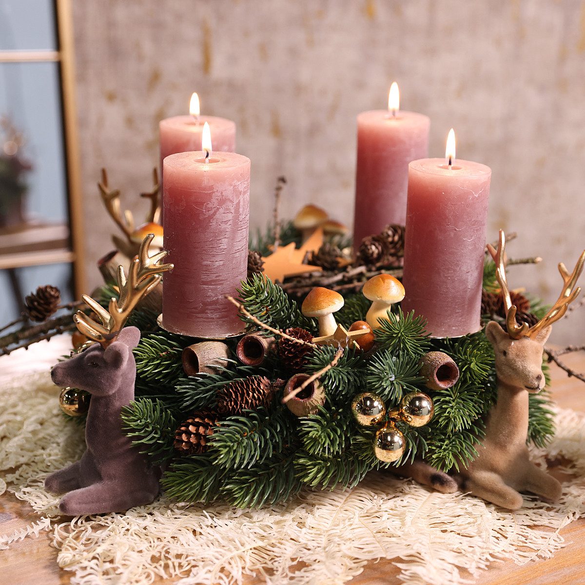 Viana Weihnachtsmann Reh Deko Figur Grau Gold Beflockt Winter Weihnachtssch günstig online kaufen