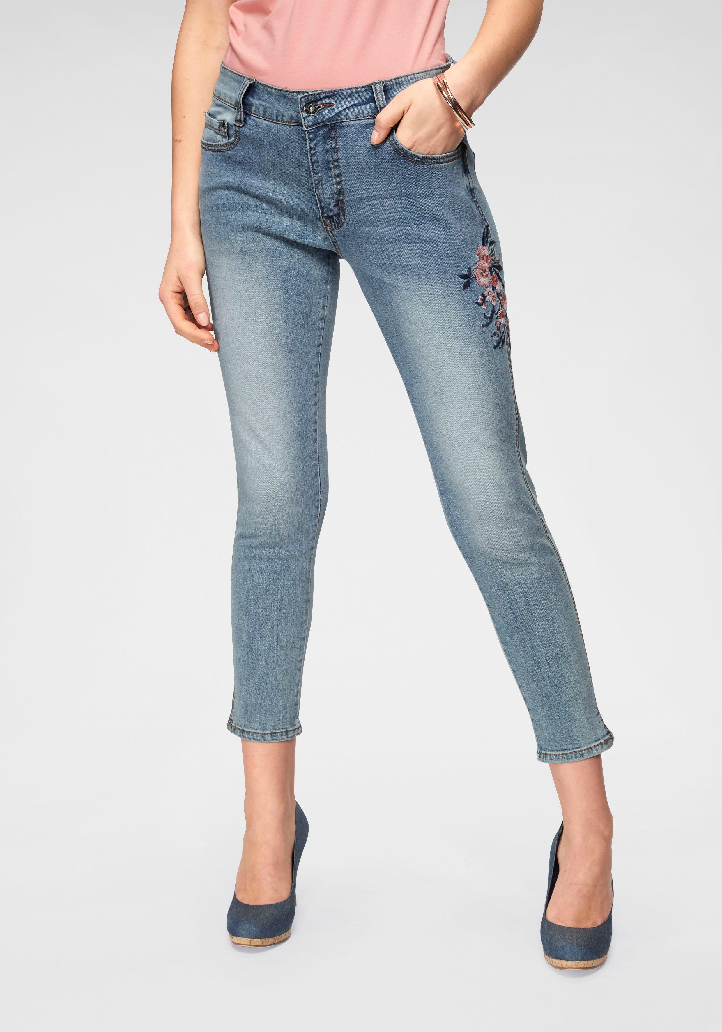 Blue Seven 7/8-Jeans mit floraler Stickerei kaufen | OTTO