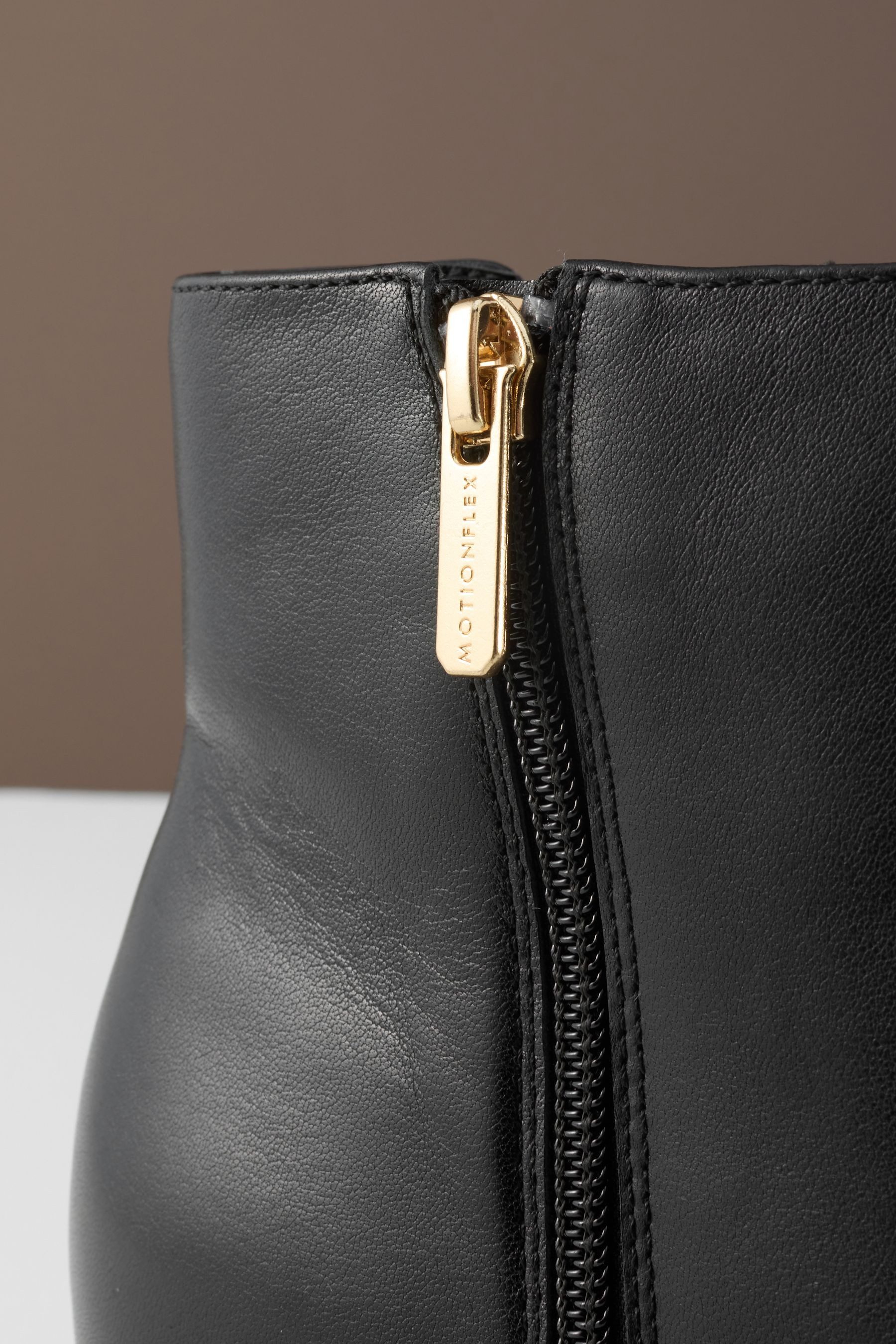 Next Motion Flex Stiefeletten im Chelsea-Stil Stiefelette (1-tlg)