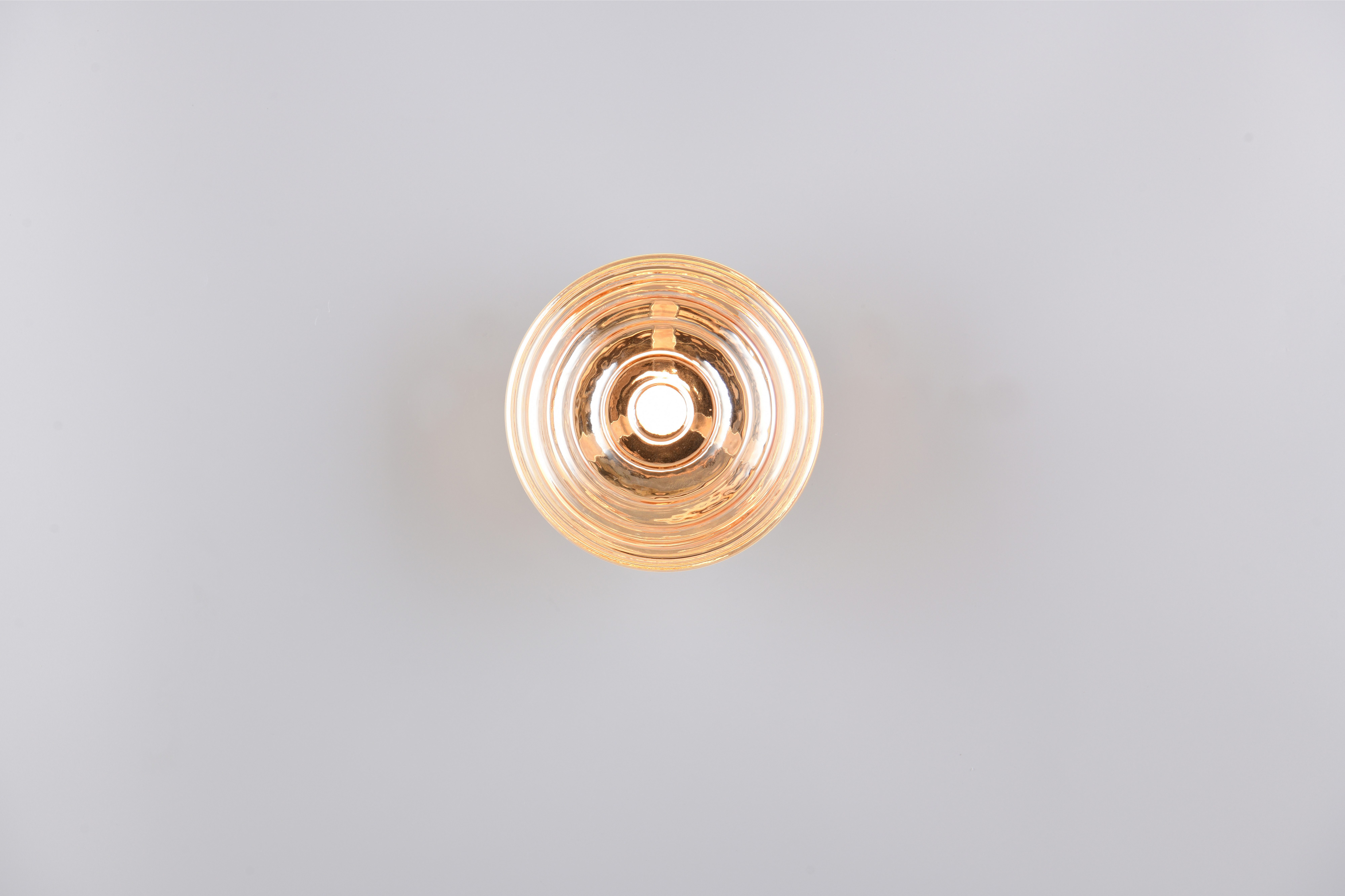 Reality Leuchten LED Wandleuchte EARL, runde Akku Wandlampe mit Touchdimmer, USB-Anschluss Ø 15,5cm, Dimmfunktion, USB-Ladefunktion, mehrere Helligkeitsstufen, LED fest integriert, Warmweiß, Akku Wandlampe Glasschirm, einfache Wandbefestigung, Tiefe 15 cm